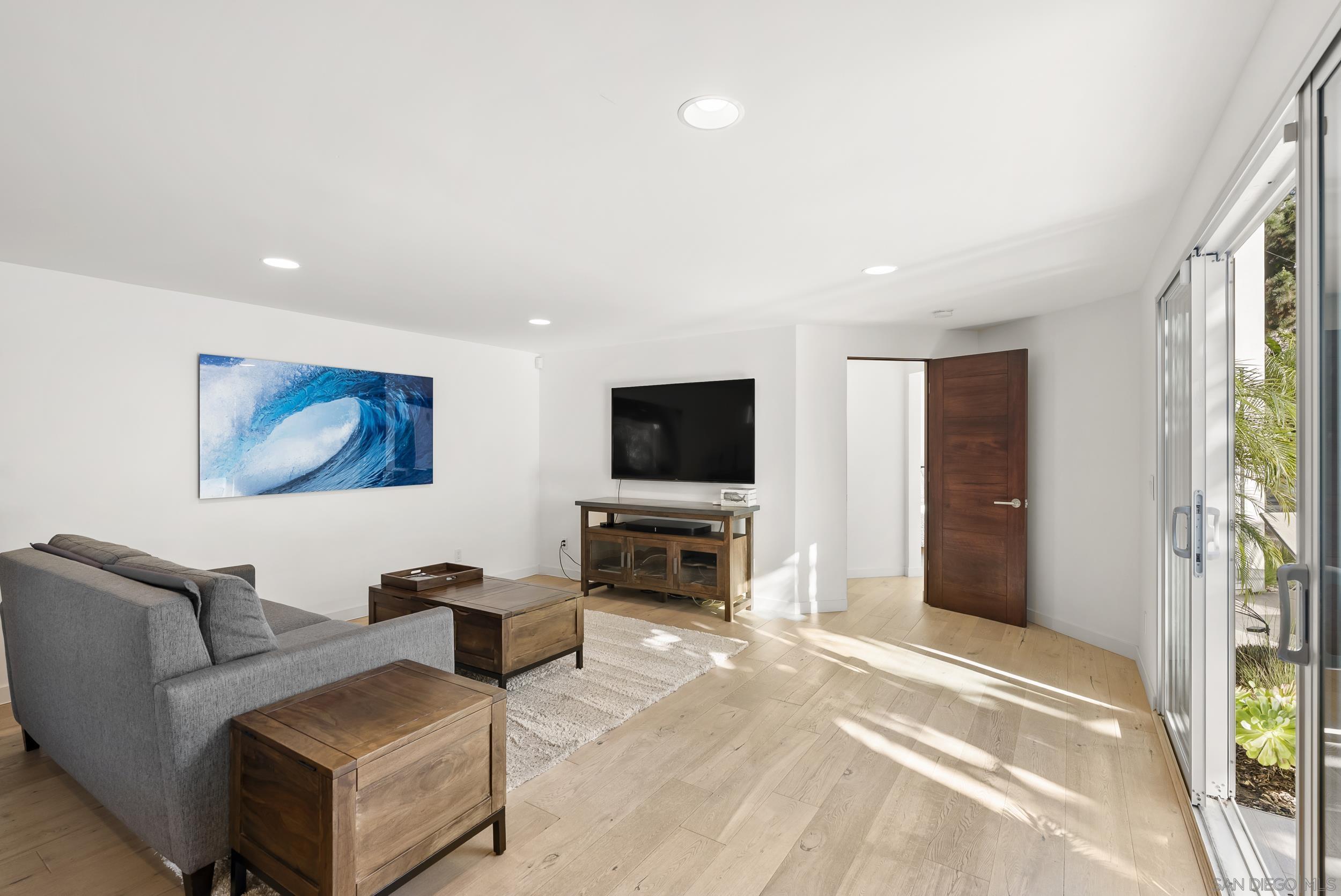 Detail Gallery Image 19 of 57 For 13721  Pine Needles, Del Mar,  CA 92014 - 4 Beds | 4/1 Baths