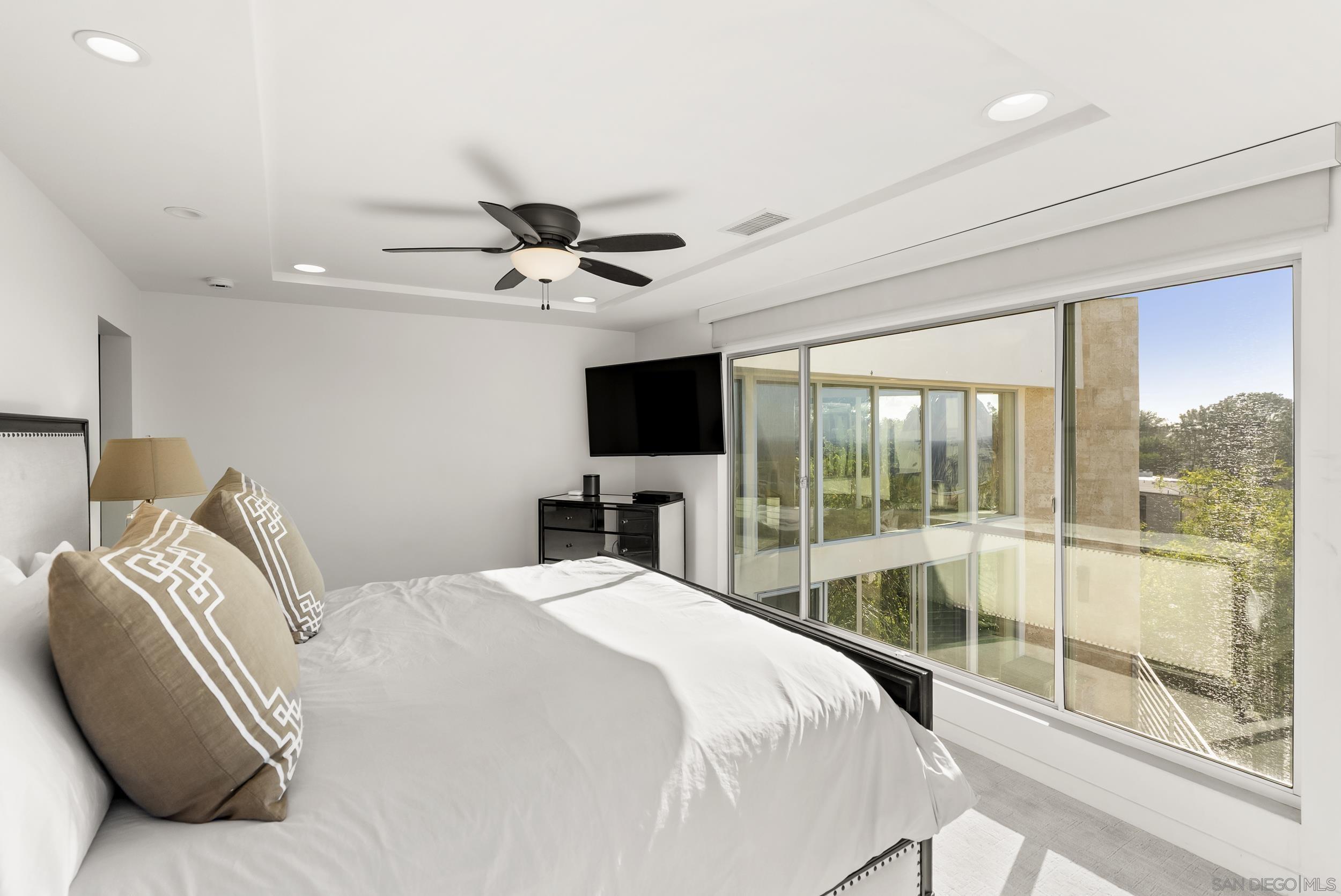 Detail Gallery Image 23 of 57 For 13721  Pine Needles, Del Mar,  CA 92014 - 4 Beds | 4/1 Baths