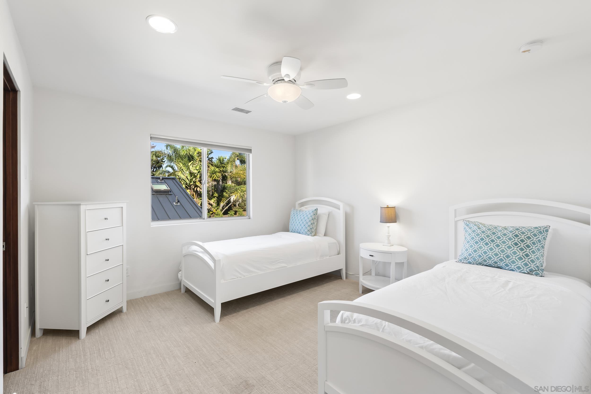 Detail Gallery Image 33 of 57 For 13721  Pine Needles, Del Mar,  CA 92014 - 4 Beds | 4/1 Baths