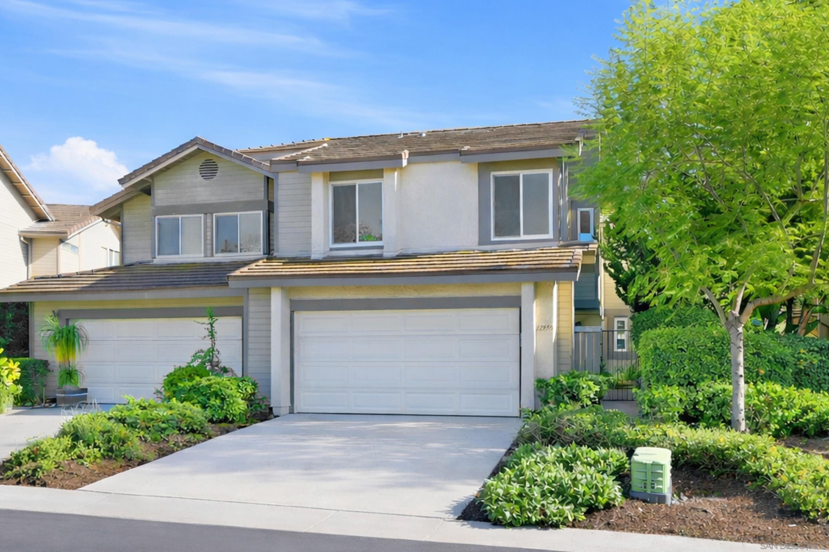 Detail Gallery Image 2 of 44 For 12959  Creek Park Dr, Poway,  CA 92064 - 4 Beds | 2/1 Baths