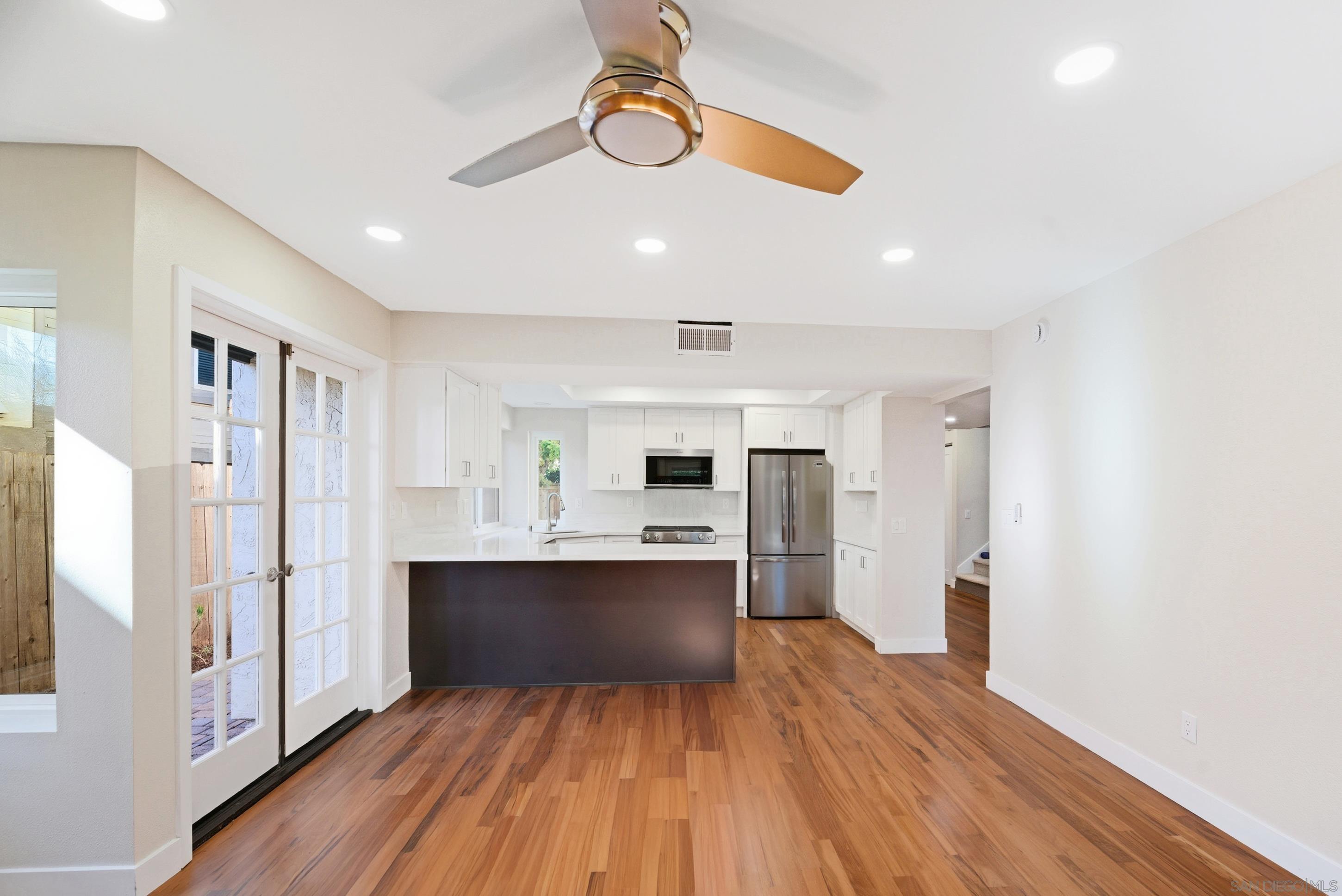 Detail Gallery Image 21 of 44 For 12959  Creek Park Dr, Poway,  CA 92064 - 4 Beds | 2/1 Baths