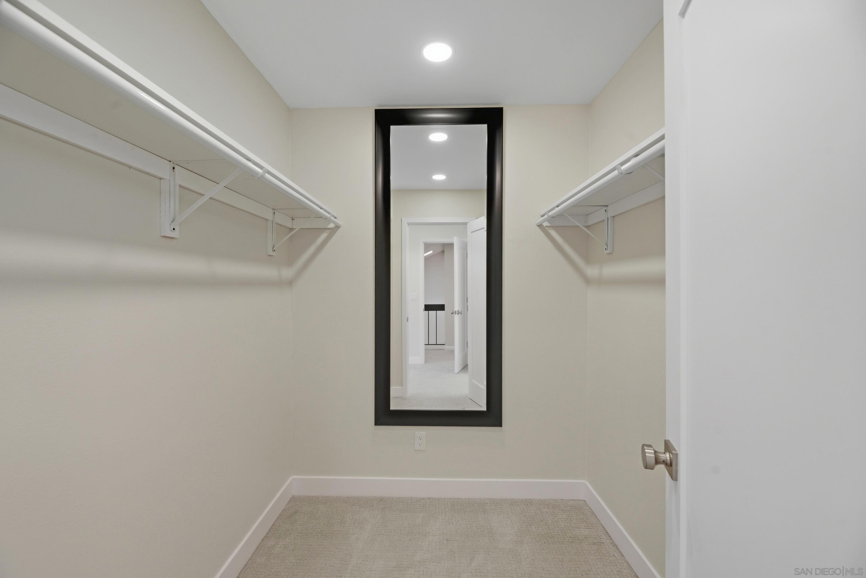 Detail Gallery Image 34 of 44 For 12959  Creek Park Dr, Poway,  CA 92064 - 4 Beds | 2/1 Baths