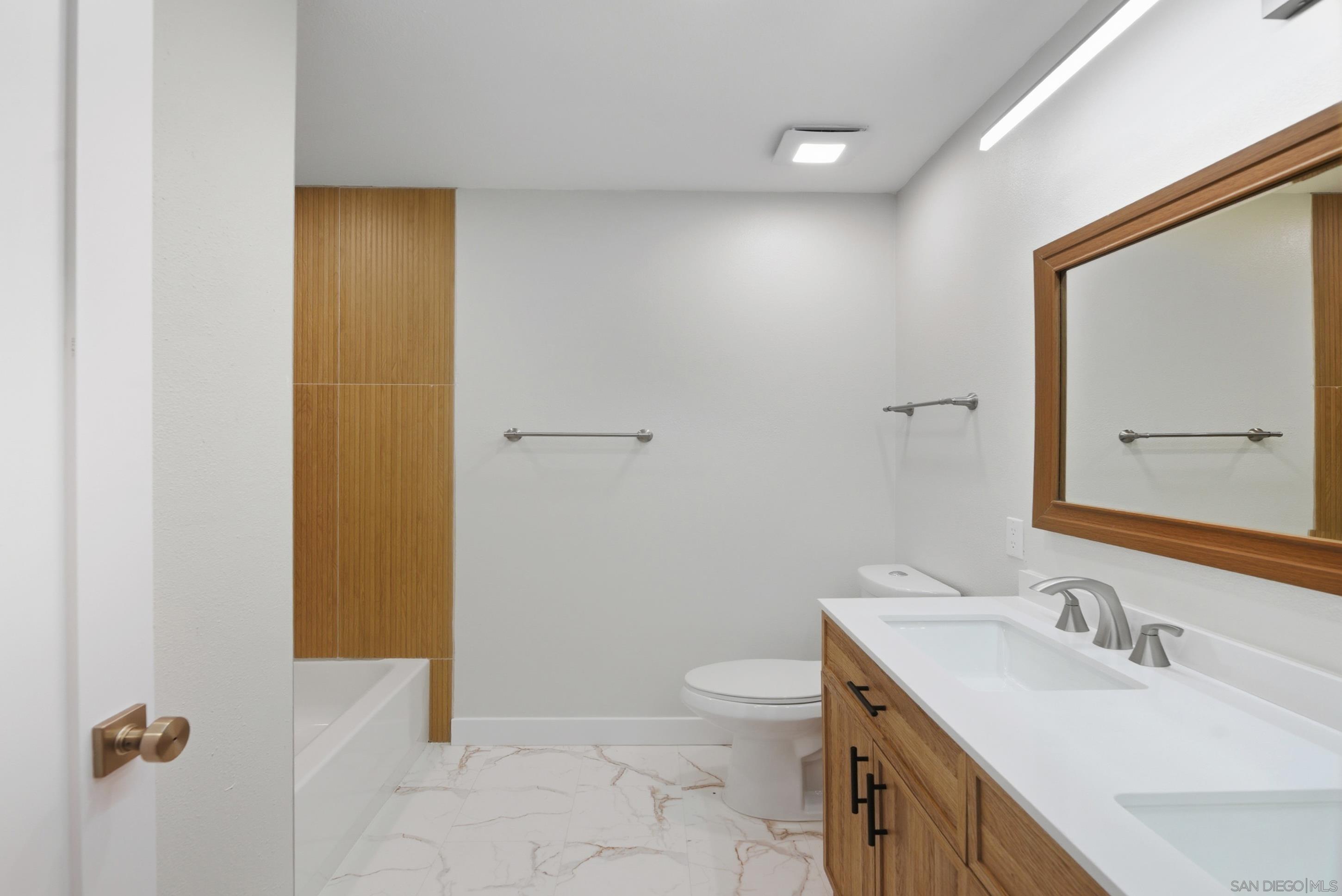 Detail Gallery Image 37 of 44 For 12959  Creek Park Dr, Poway,  CA 92064 - 4 Beds | 2/1 Baths