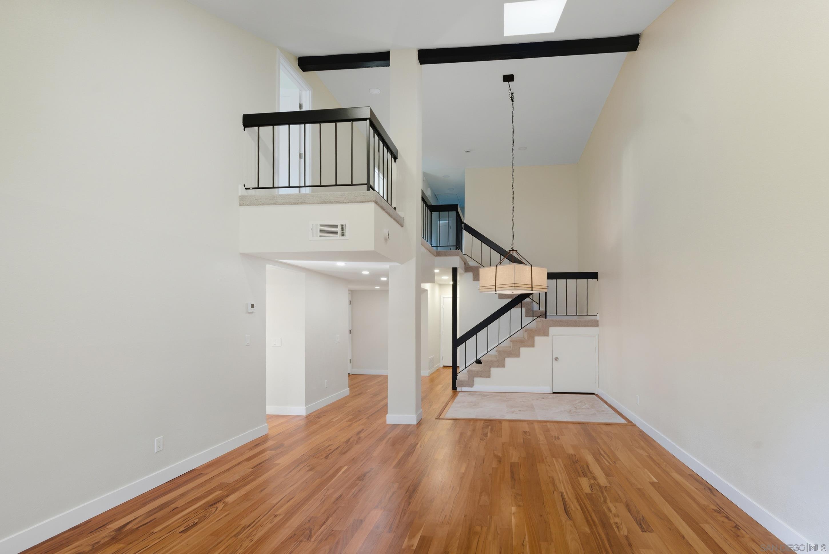 Detail Gallery Image 8 of 44 For 12959  Creek Park Dr, Poway,  CA 92064 - 4 Beds | 2/1 Baths