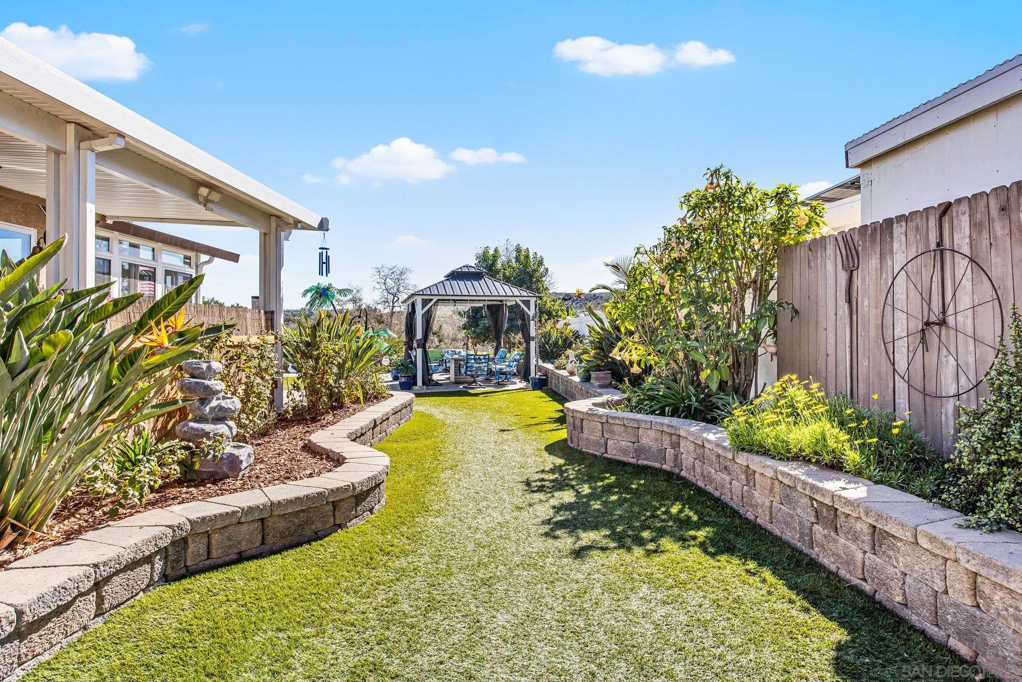 Detail Gallery Image 32 of 39 For 9139  Inverness Rd, Santee,  CA 92071 - 3 Beds | 2 Baths