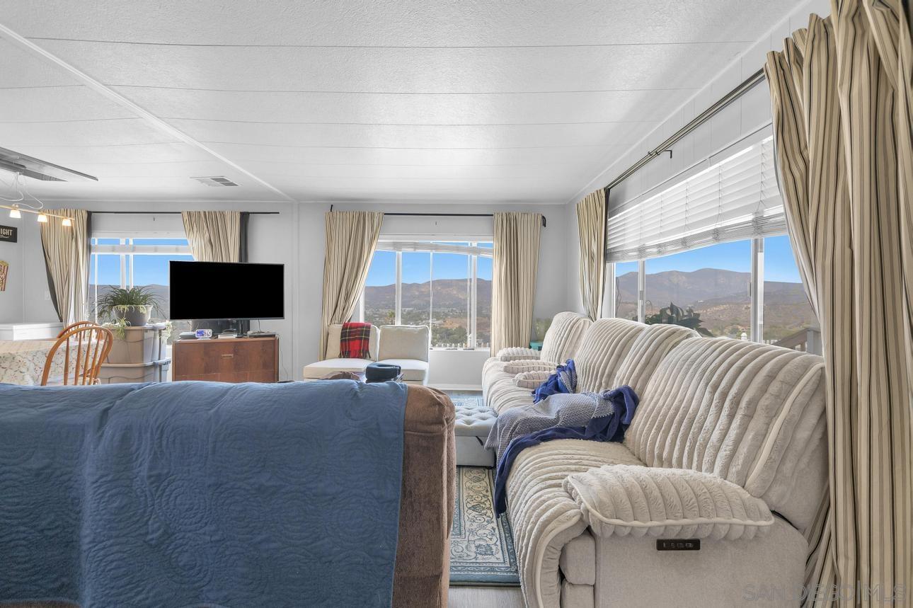 Detail Gallery Image 9 of 25 For 9100  Single Oak Dr.  110, Lakeside,  CA 92040 - 3 Beds | 2 Baths