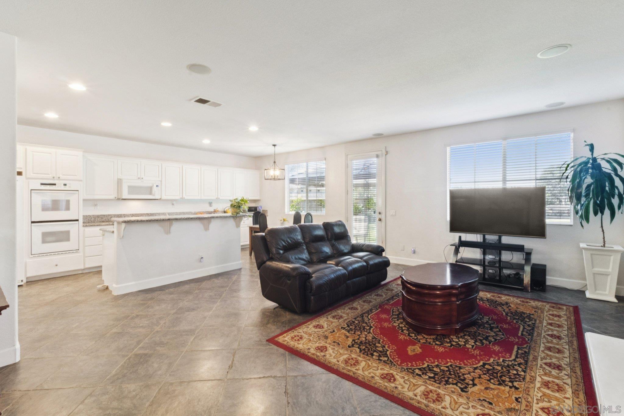 Detail Gallery Image 15 of 49 For 1234  Old Janal Ranch Rd, Chula Vista,  CA 91915 - 4 Beds | 2/1 Baths