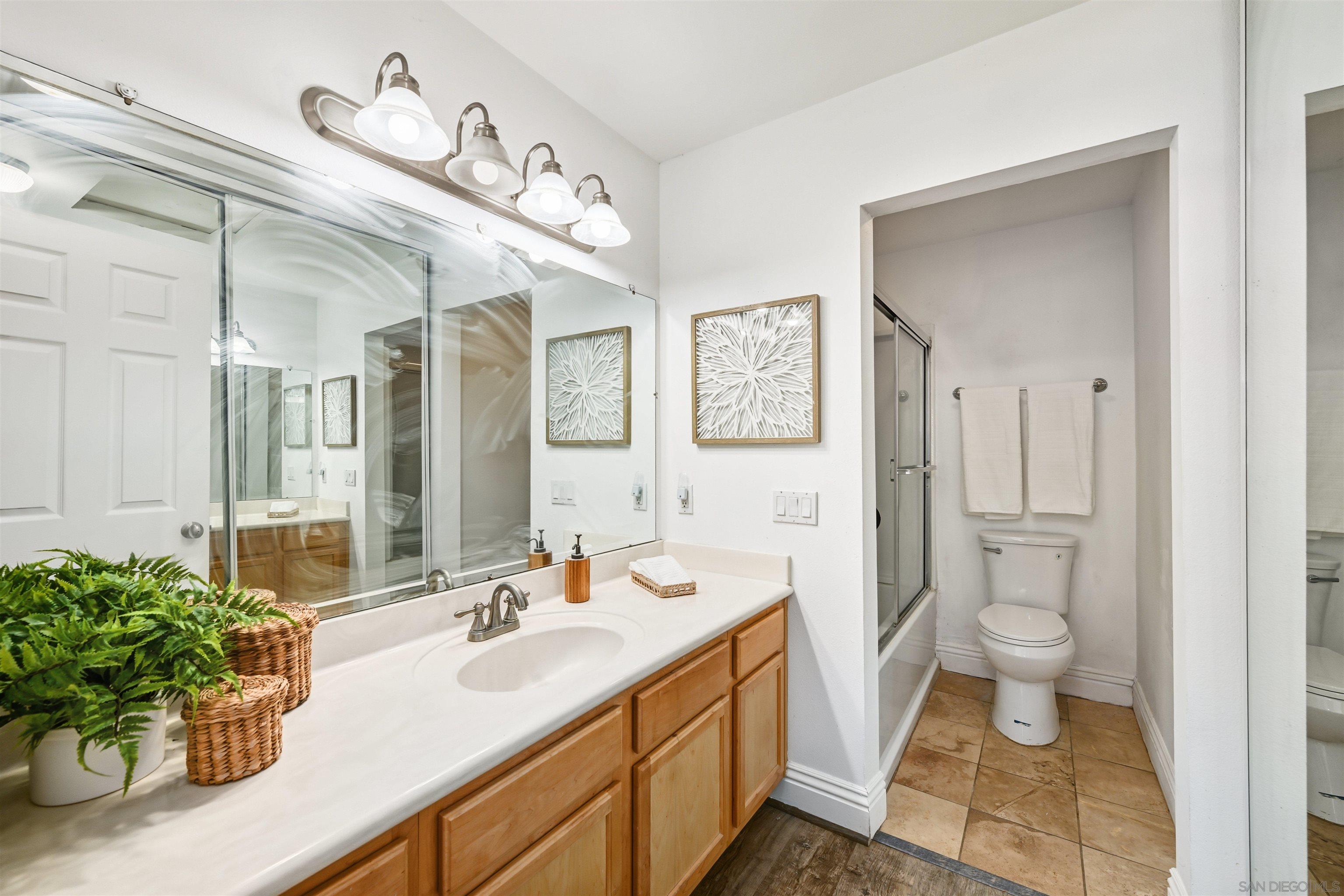 Detail Gallery Image 9 of 20 For 8223  Jade Coast Rd  #118,  San Diego,  CA 92126 - 2 Beds | 2 Baths