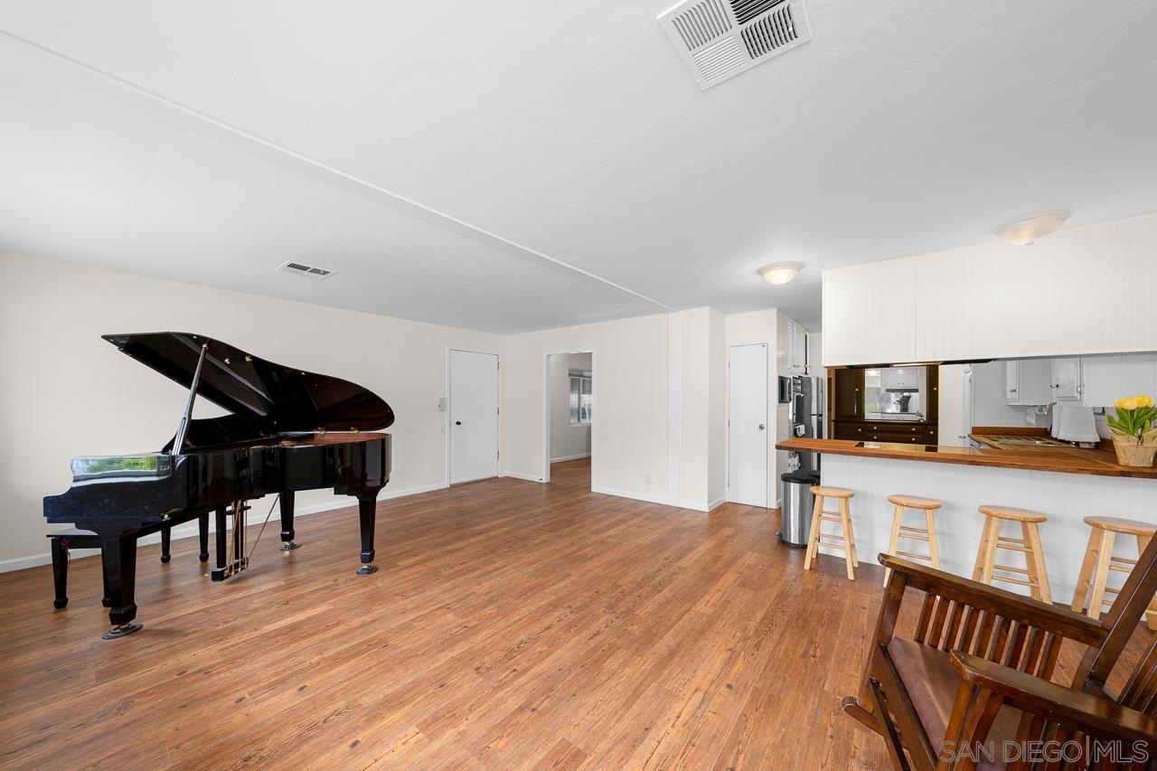 Detail Gallery Image 5 of 32 For 15420  Olde Highway 80  Spc 114,  El Cajon,  CA 92021 - 2 Beds | 2 Baths