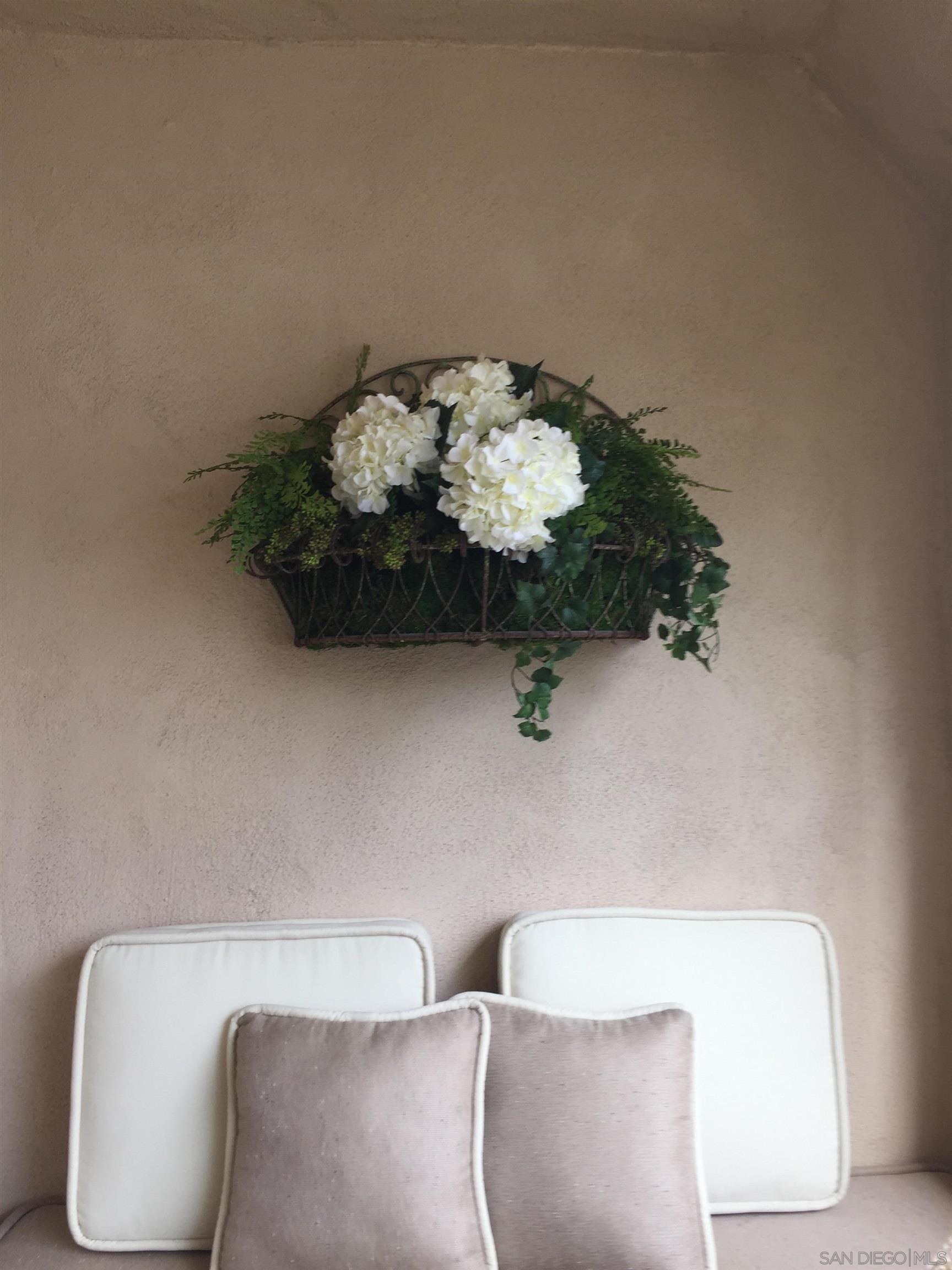 Detail Gallery Image 23 of 29 For 7757  Eads  B4, La Jolla,  CA 92037 - 2 Beds | 2 Baths