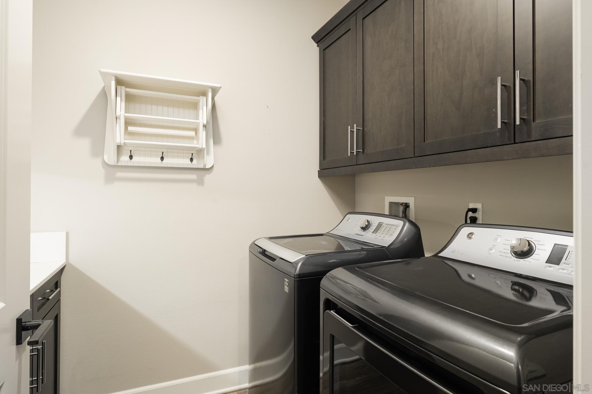 Detail Gallery Image 20 of 38 For 16750  Coyote Bush Dr  #31,  San Diego,  CA 92127 - 2 Beds | 2/1 Baths