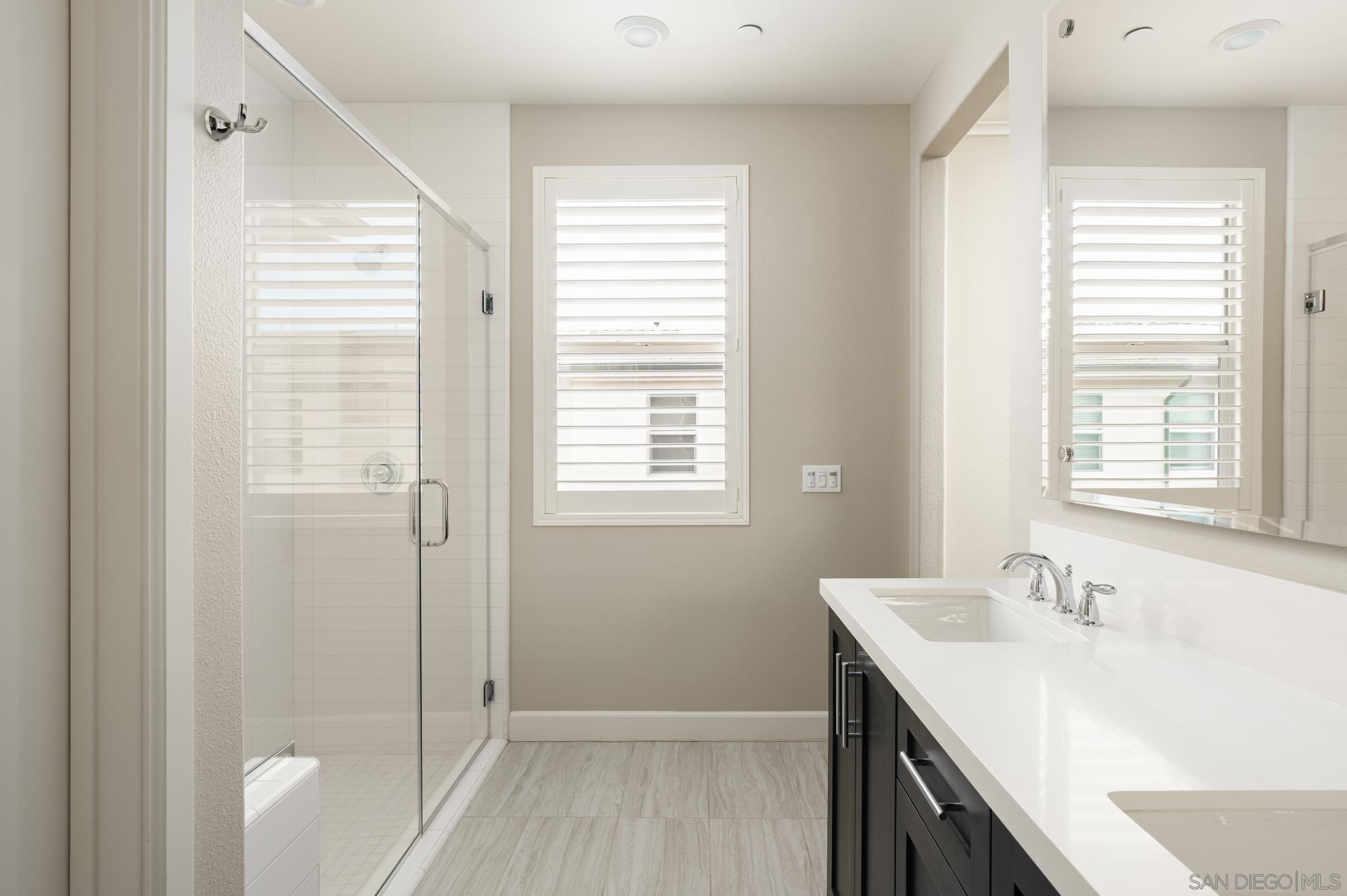 Detail Gallery Image 23 of 38 For 16750  Coyote Bush Dr  #31,  San Diego,  CA 92127 - 2 Beds | 2/1 Baths