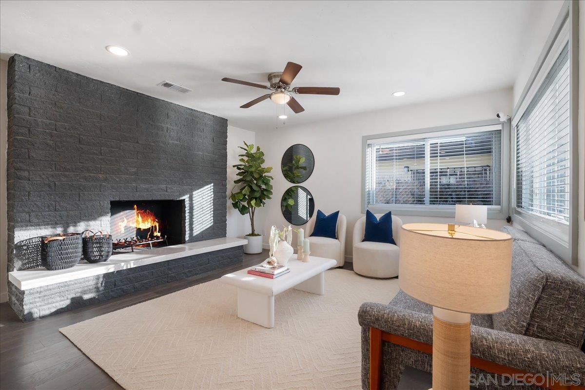 Detail Gallery Image 3 of 22 For 941  8th St, Imperial Beach,  CA 91932 - 3 Beds | 2 Baths