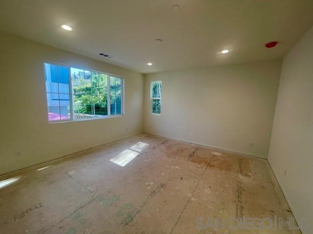 Detail Gallery Image 9 of 21 For 7821  Cypress Drive, Santee,  CA 92071 - 3 Beds | 2/1 Baths