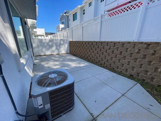 Detail Gallery Image 10 of 21 For 7821  Cypress Drive, Santee,  CA 92071 - 3 Beds | 2/1 Baths