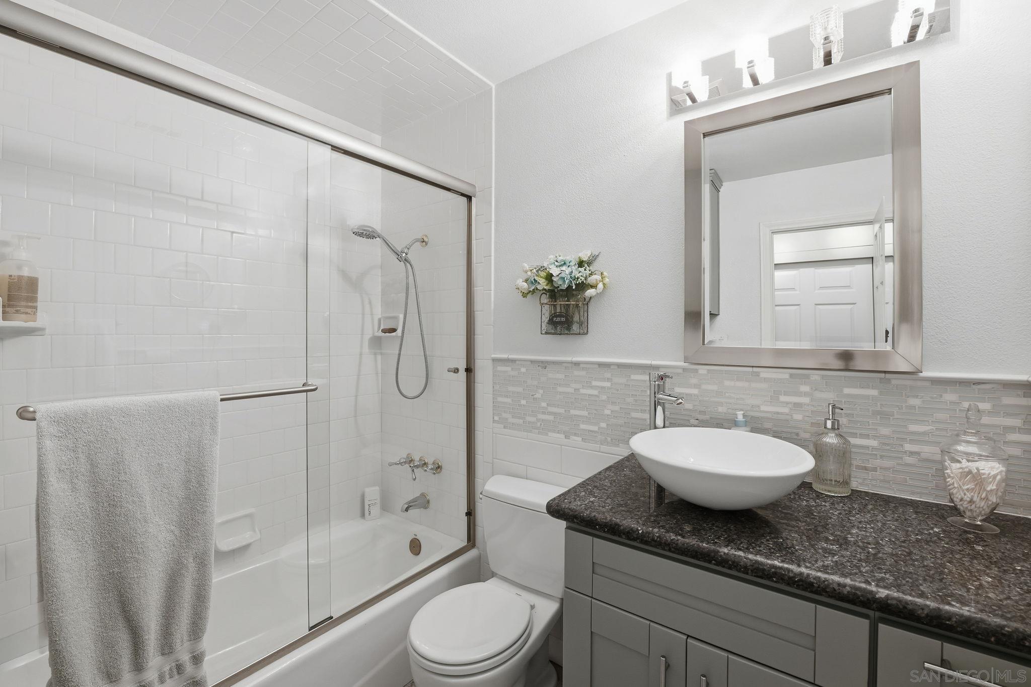 Detail Gallery Image 16 of 28 For 12708  Casa Avenida, Poway,  CA 92064 - 3 Beds | 2 Baths