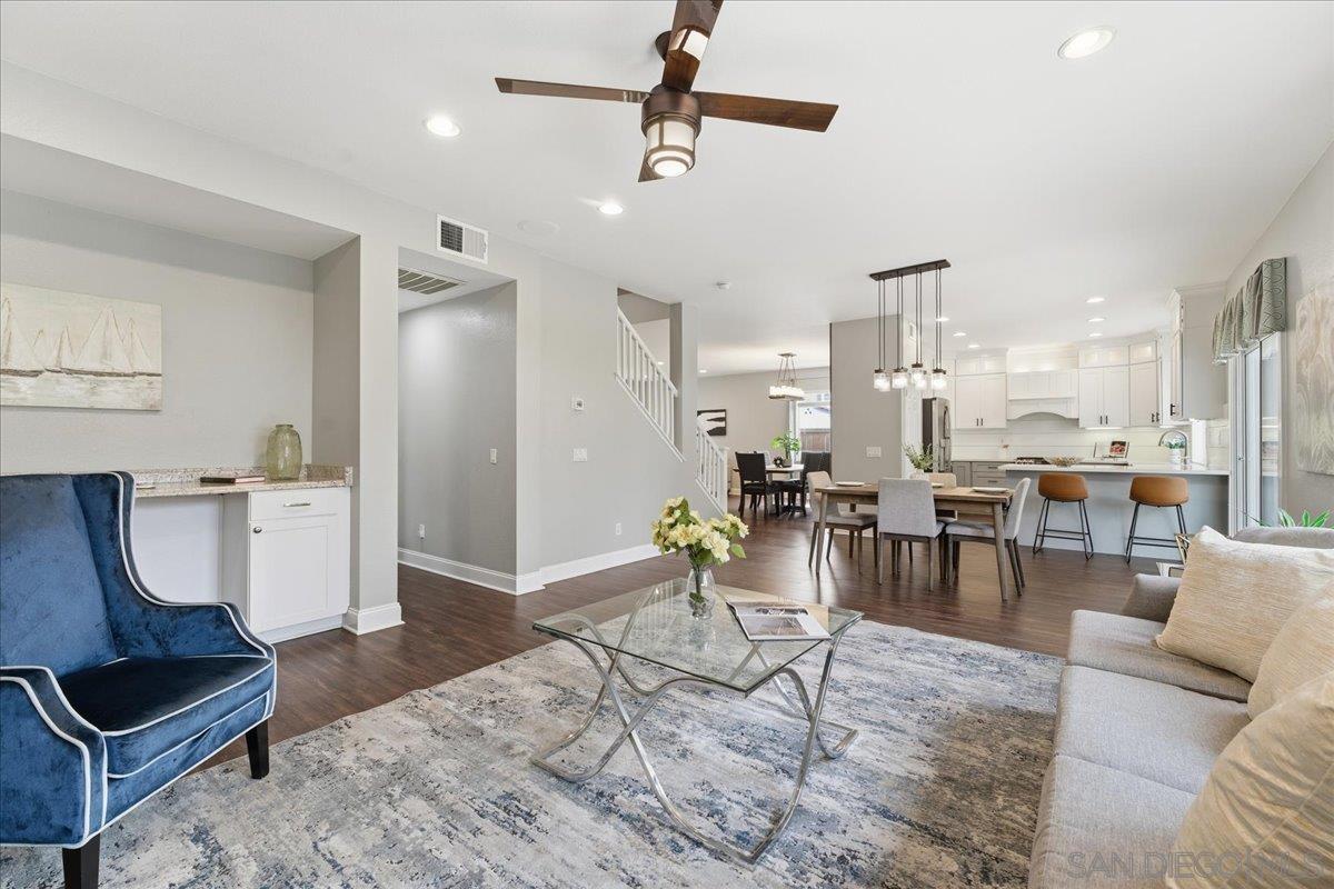 Detail Gallery Image 14 of 43 For 4314  Black Canyon Way, Oceanside,  CA 92057 - 5 Beds | 2/1 Baths