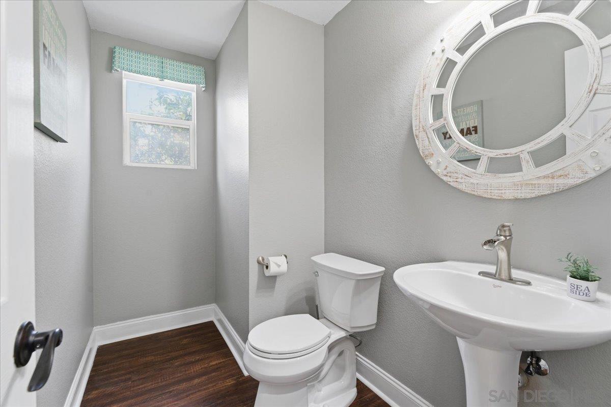 Detail Gallery Image 17 of 43 For 4314  Black Canyon Way, Oceanside,  CA 92057 - 5 Beds | 2/1 Baths