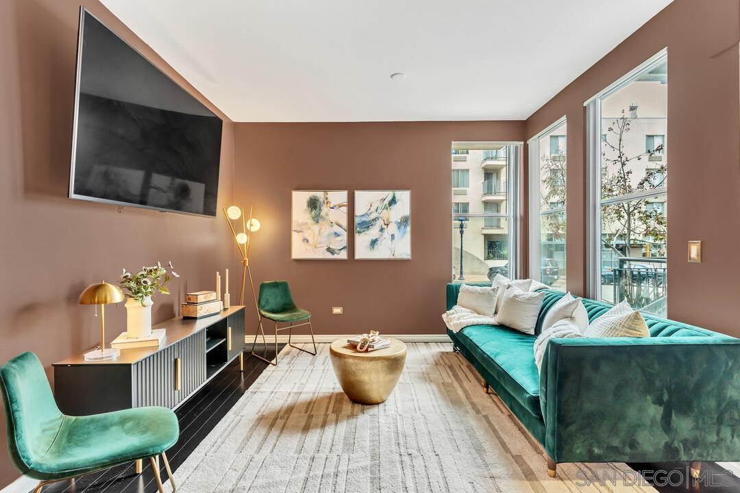 Front Image Thumbnail for SD260002220