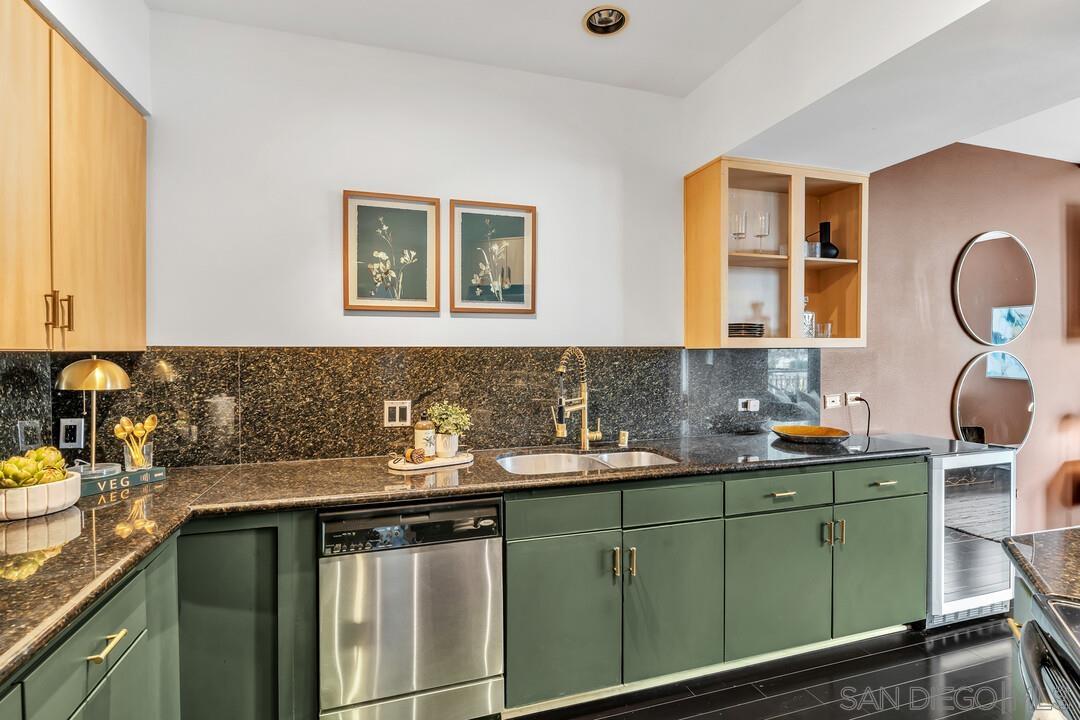 Detail Gallery Image 11 of 29 For 101  Market Street  #116,  San Diego,  CA 92101 - 2 Beds | 2/1 Baths