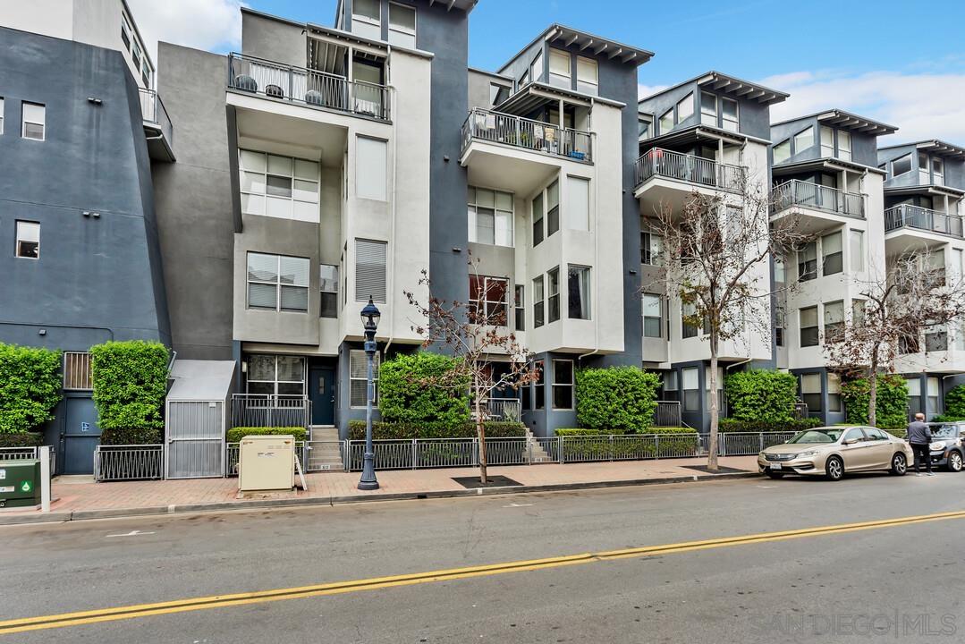 Detail Gallery Image 4 of 29 For 101  Market Street  #116,  San Diego,  CA 92101 - 2 Beds | 2/1 Baths