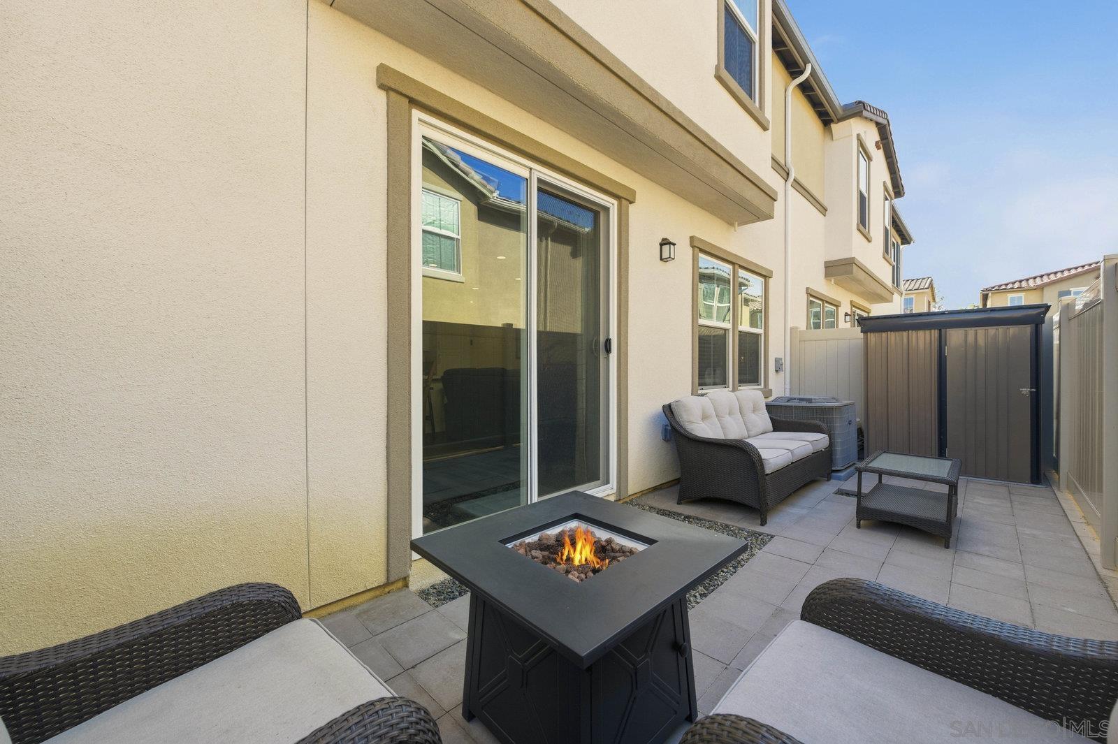Detail Gallery Image 31 of 35 For 517  Pinedale St, Vista,  CA 92081 - 3 Beds | 2/1 Baths