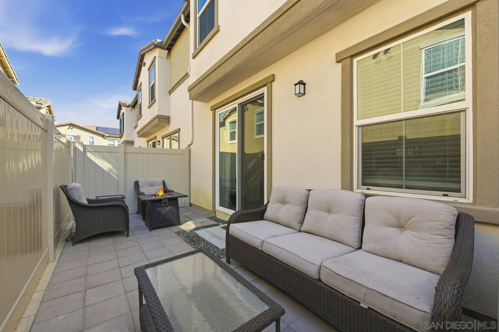 Detail Gallery Image 32 of 35 For 517  Pinedale St, Vista,  CA 92081 - 3 Beds | 2/1 Baths