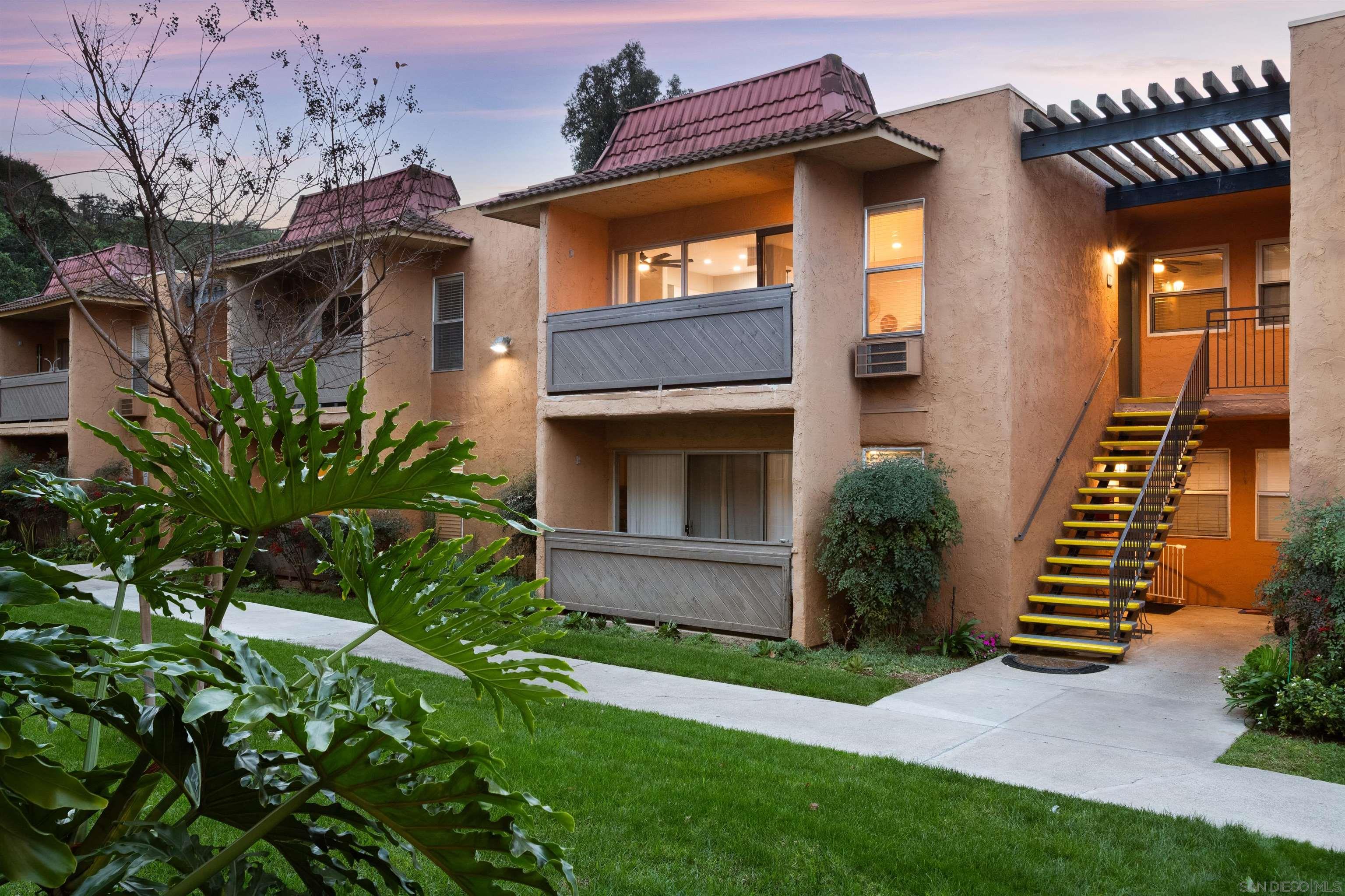 Front Image Thumbnail for SD260002222