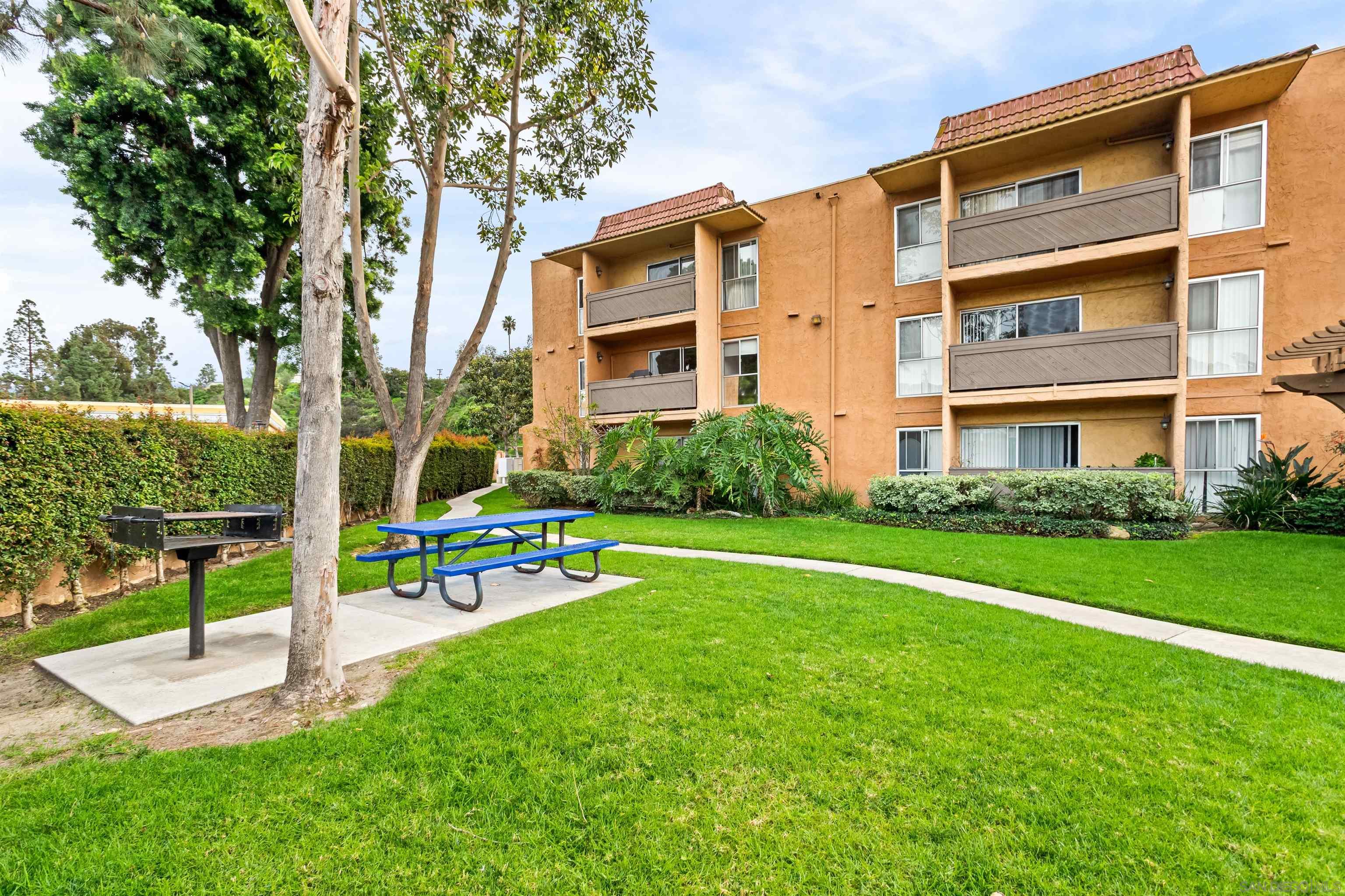 Detail Gallery Image 24 of 34 For 6901  Alvarado Rd  #9,  San Diego,  CA 92120 - 3 Beds | 2 Baths