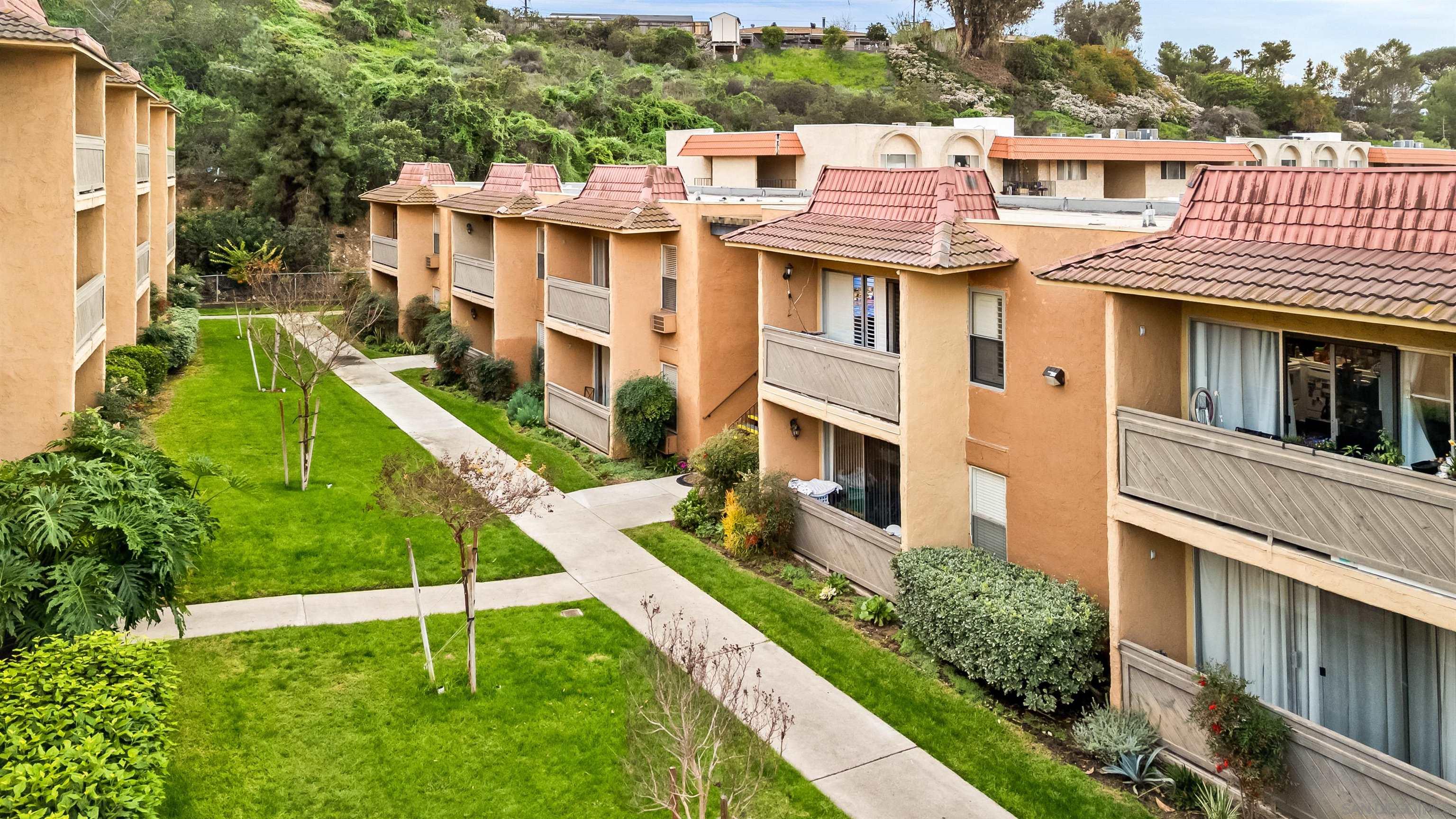 Detail Gallery Image 29 of 34 For 6901  Alvarado Rd  #9,  San Diego,  CA 92120 - 3 Beds | 2 Baths