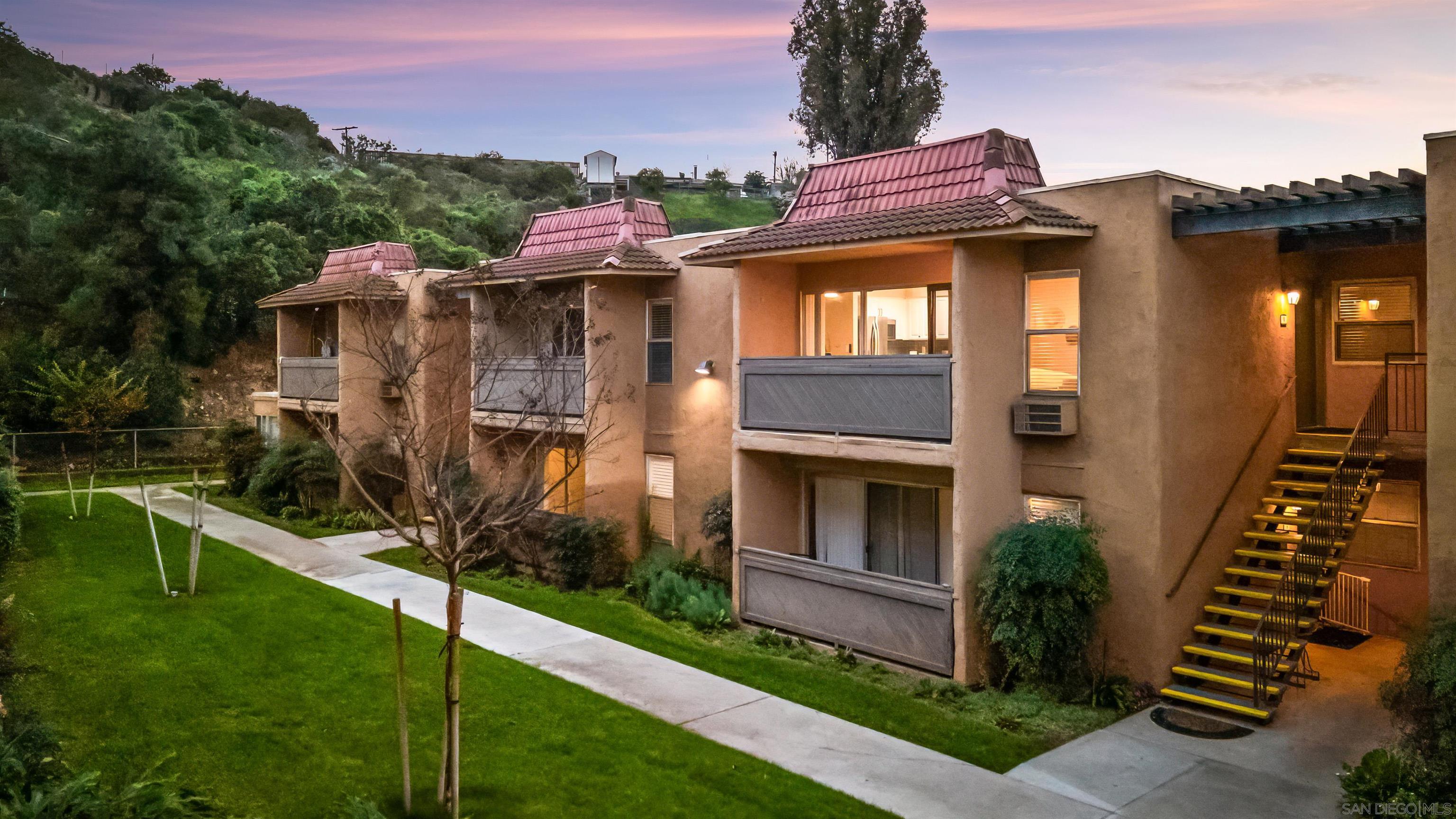 Detail Gallery Image 33 of 36 For 6901  Alvarado Rd  #9,  San Diego,  CA 92120 - 3 Beds | 2 Baths