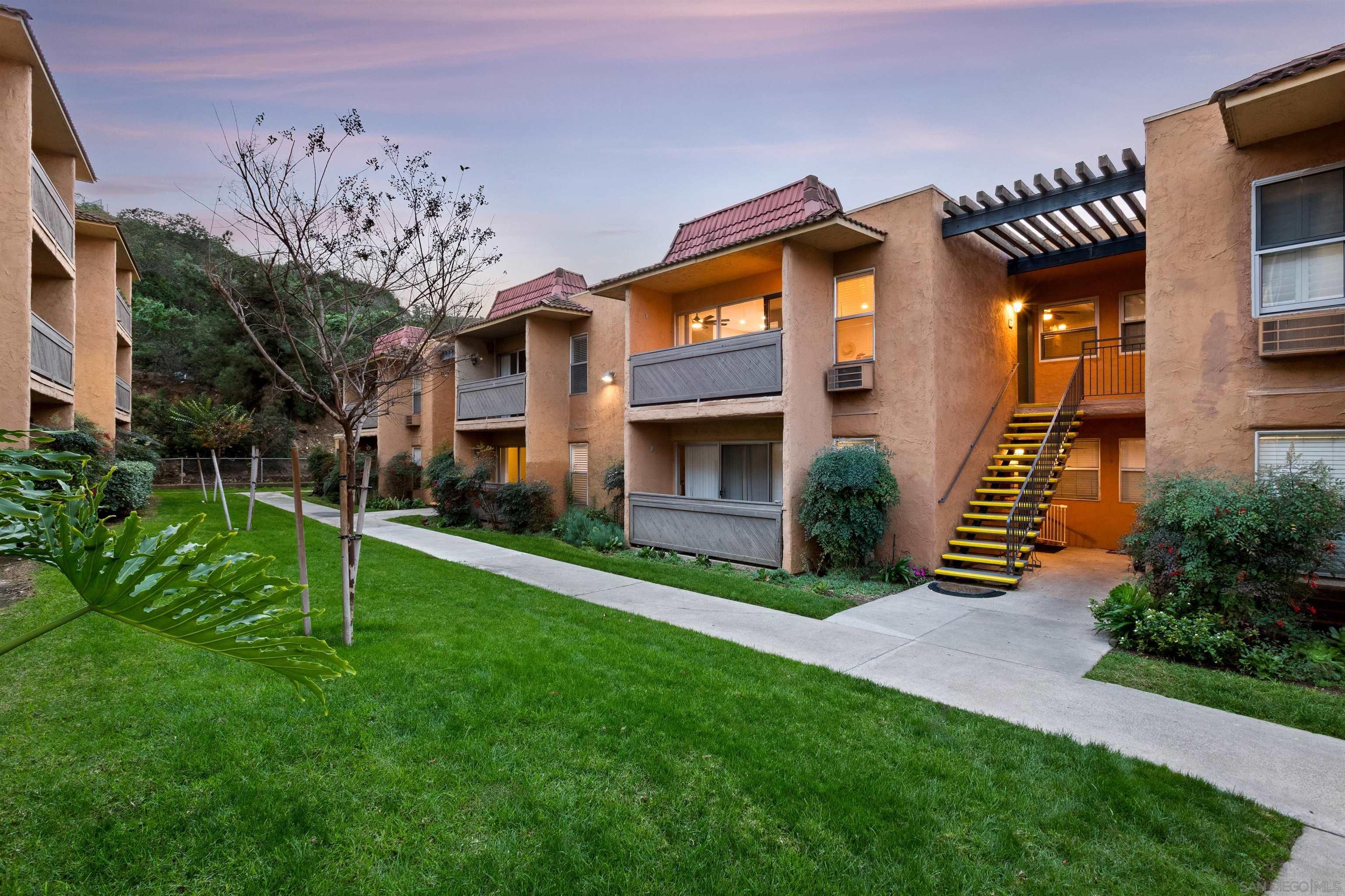 Detail Gallery Image 34 of 34 For 6901  Alvarado Rd  #9,  San Diego,  CA 92120 - 3 Beds | 2 Baths