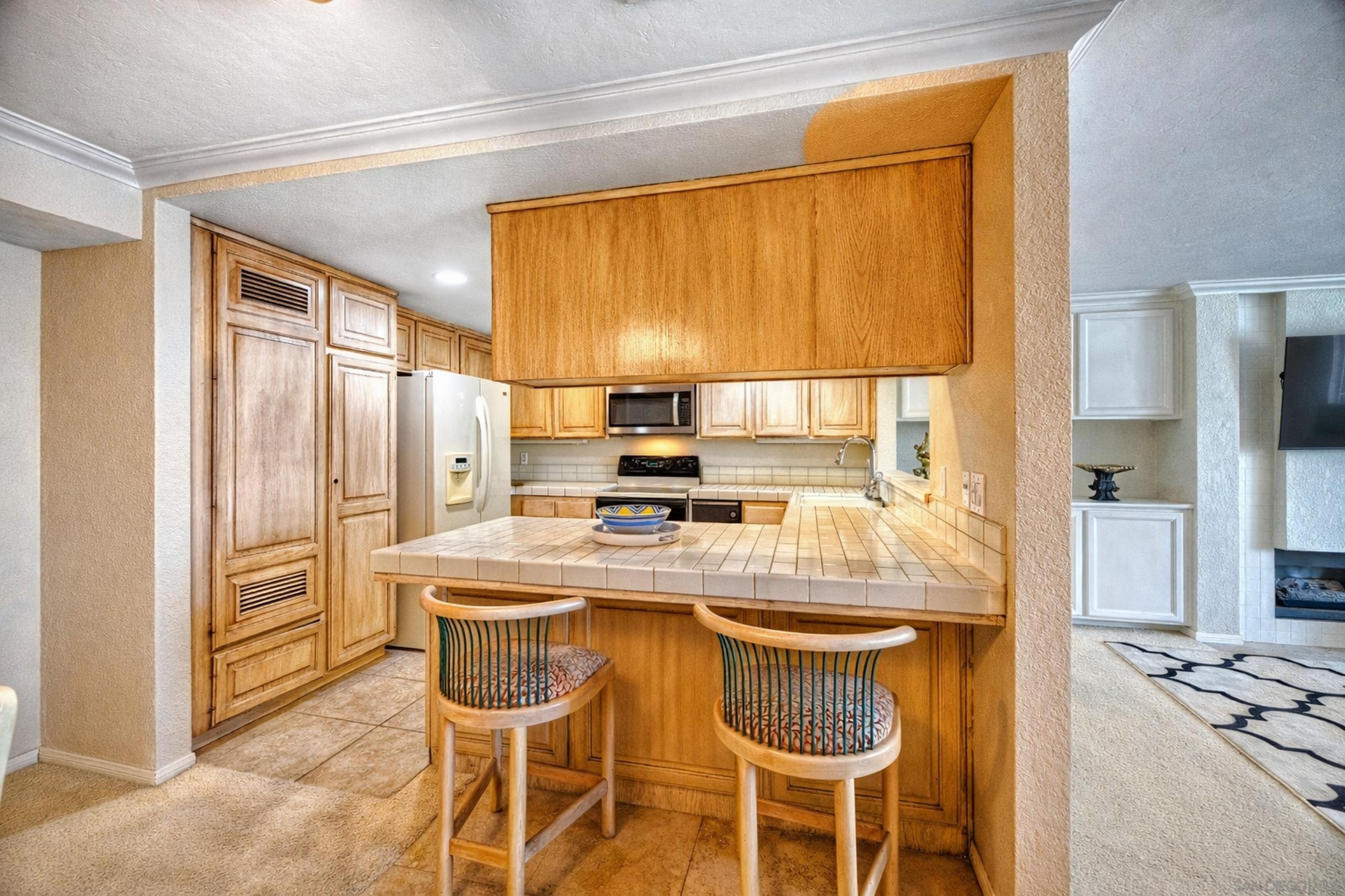 Detail Gallery Image 18 of 39 For 22  Montego Ct, Coronado,  CA 92118 - 1 Beds | 2 Baths