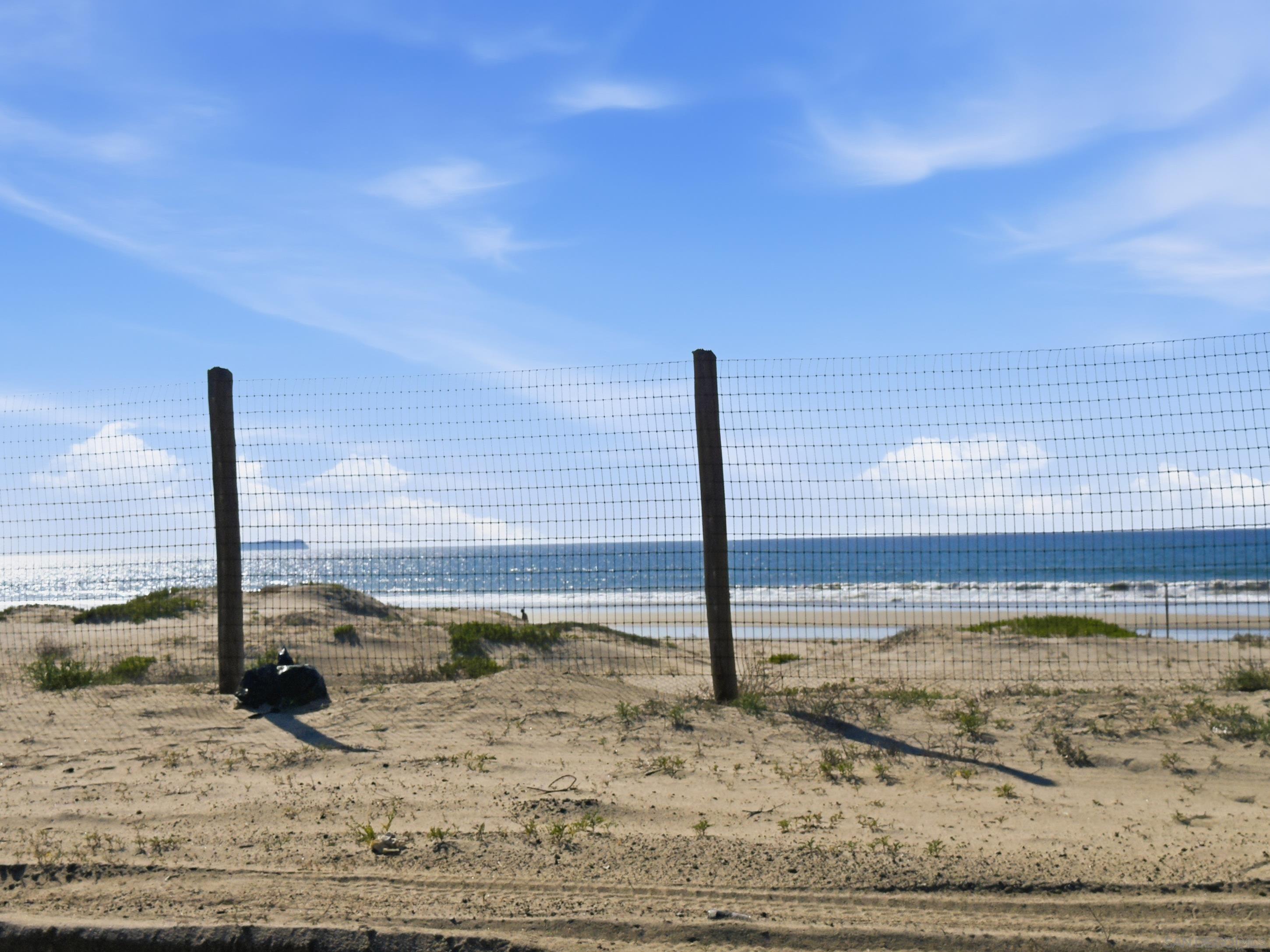 Detail Gallery Image 34 of 39 For 22  Montego Ct, Coronado,  CA 92118 - 1 Beds | 2 Baths