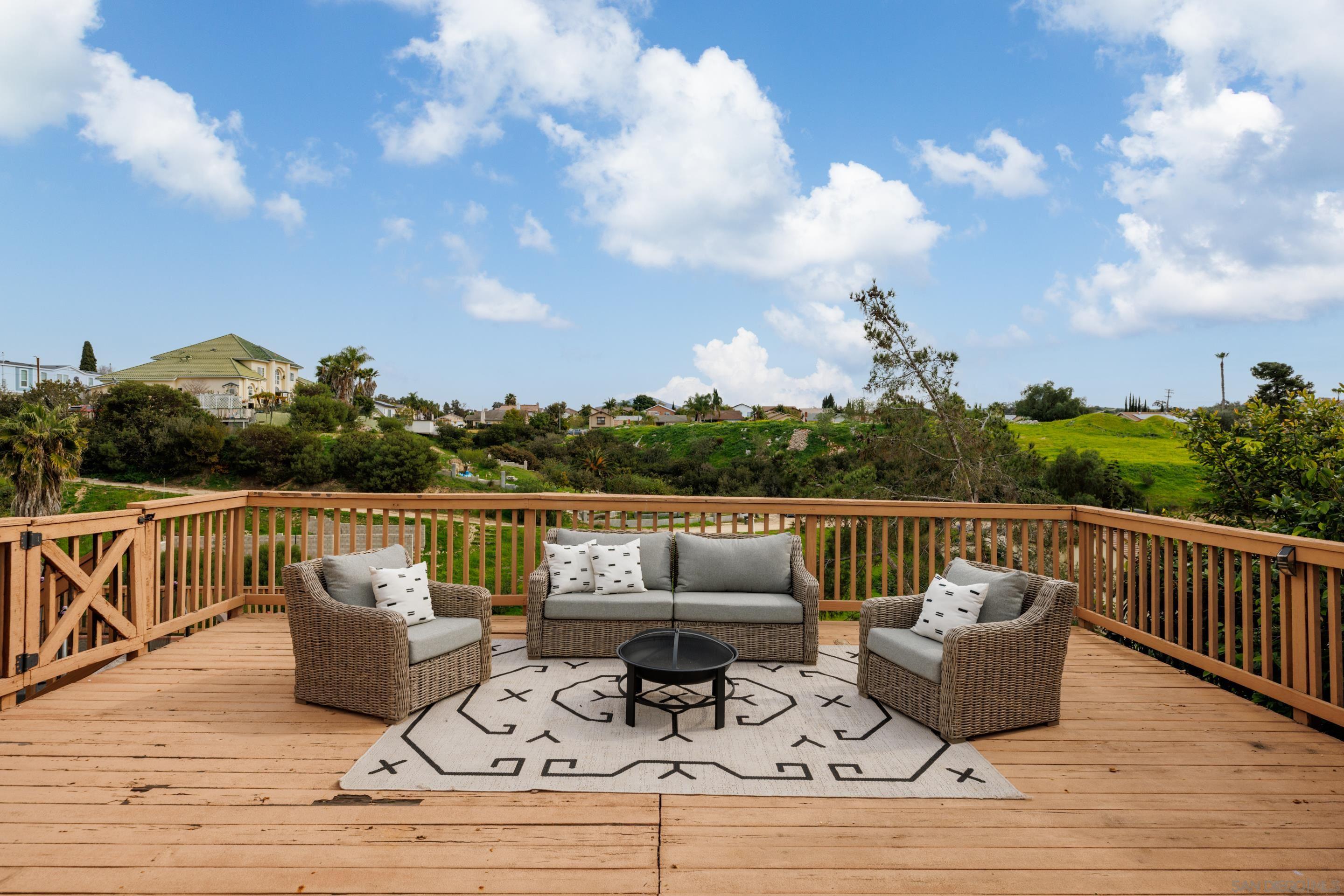 Detail Gallery Image 25 of 31 For 555 S 65th St, San Diego,  CA 92114 - 4 Beds | 2 Baths