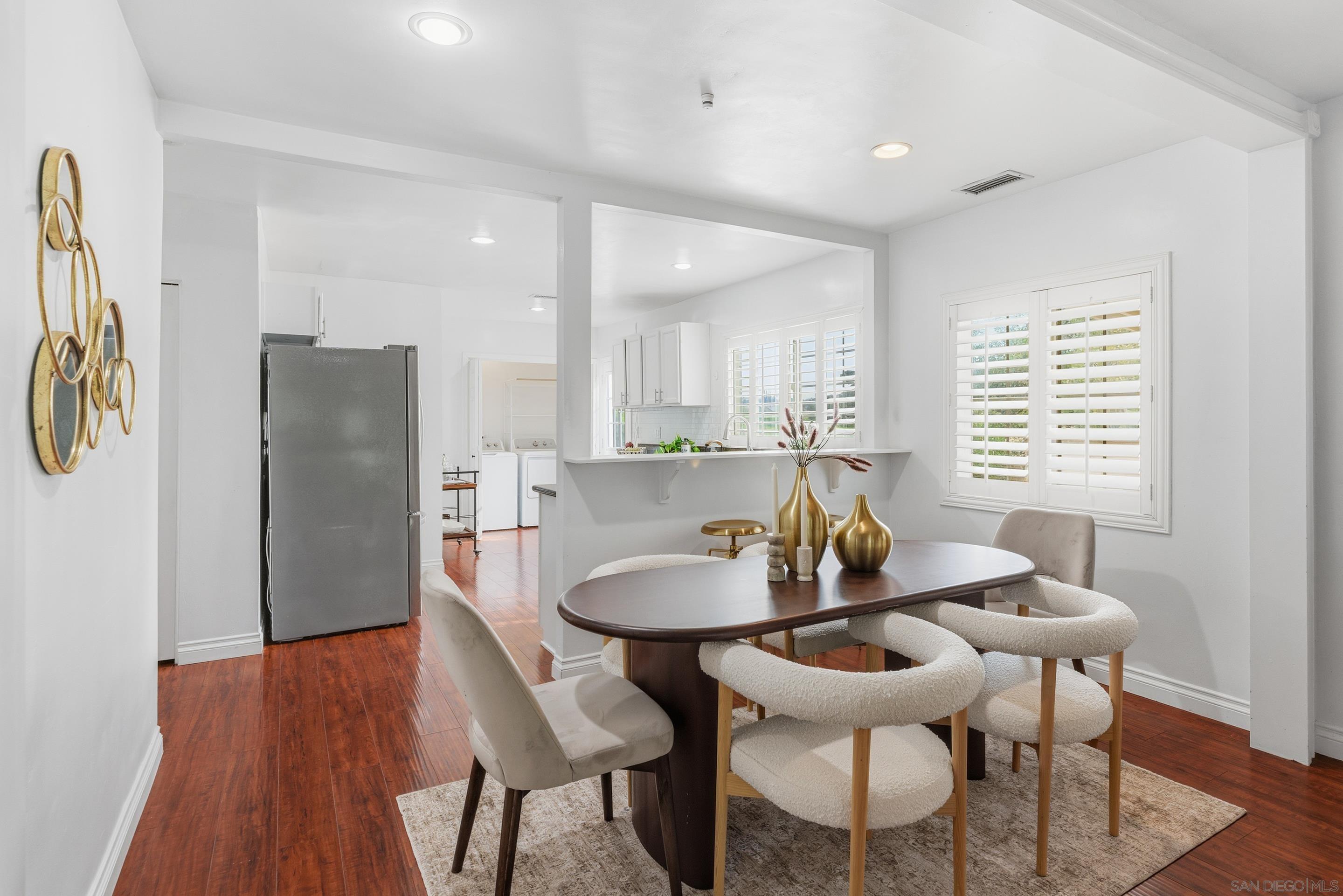 Detail Gallery Image 9 of 31 For 555 S 65th St, San Diego,  CA 92114 - 4 Beds | 2 Baths