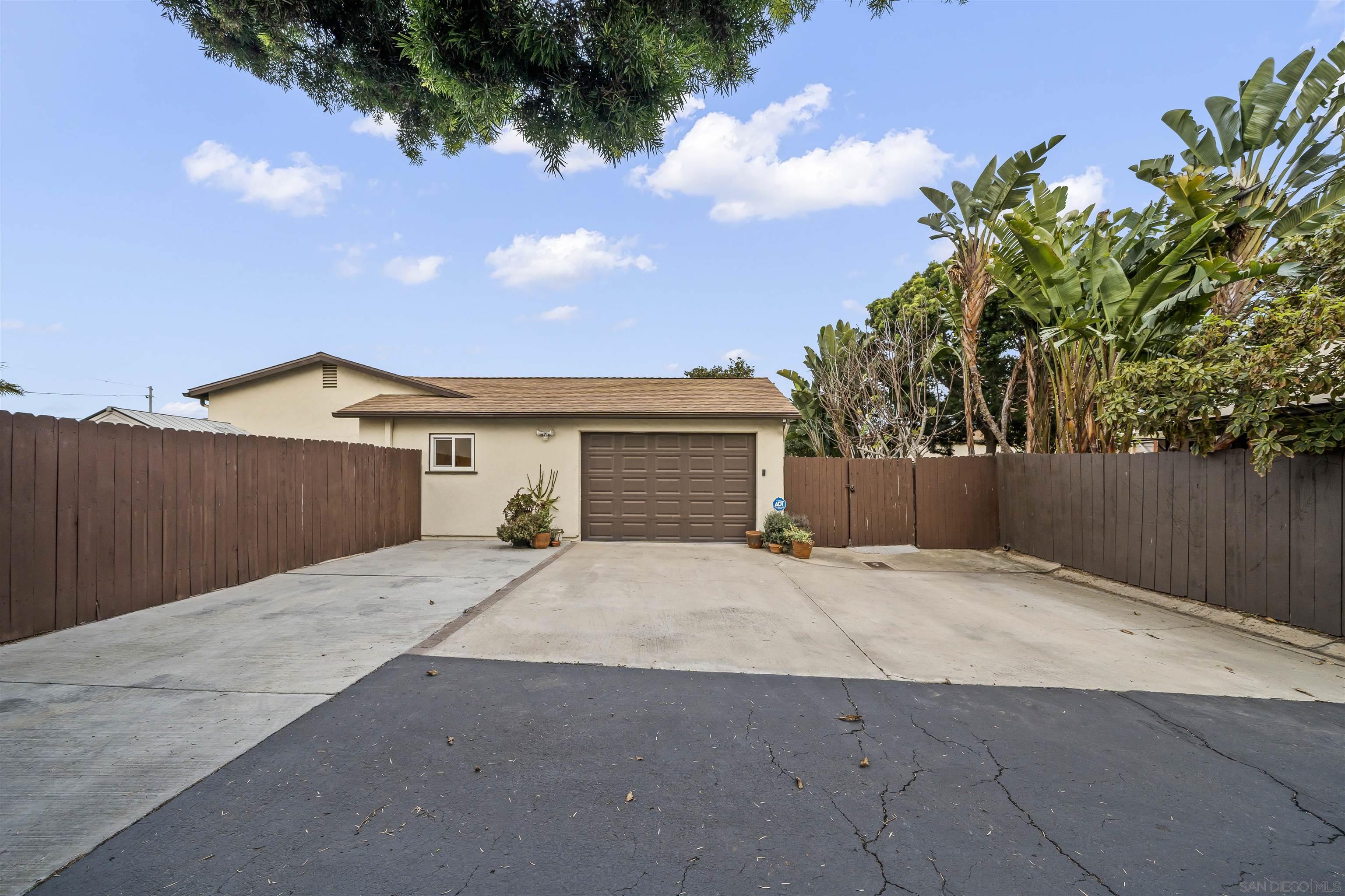 Front Image Thumbnail for SD260002229