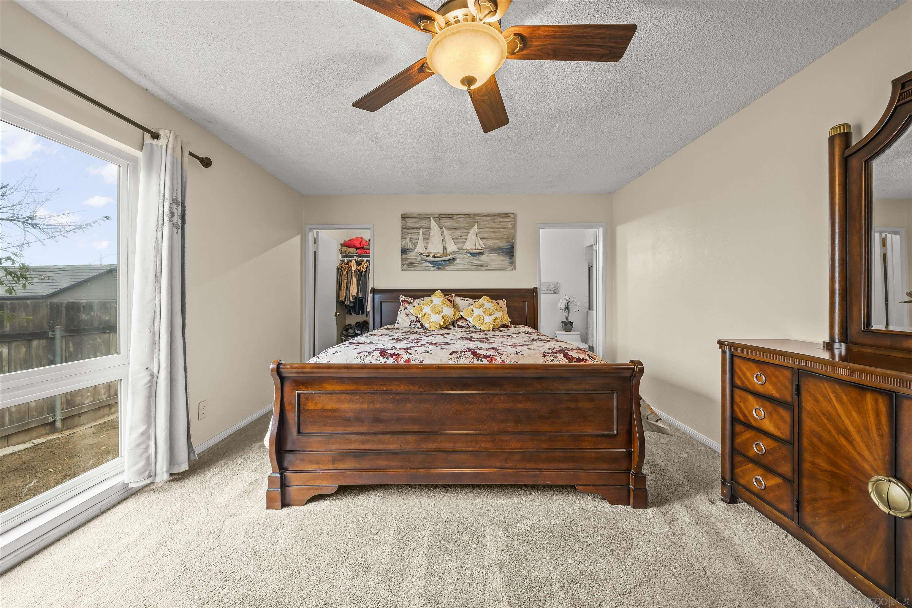 Detail Gallery Image 15 of 39 For 428  Village Dr, Chula Vista,  CA 91911 - 4 Beds | 2 Baths