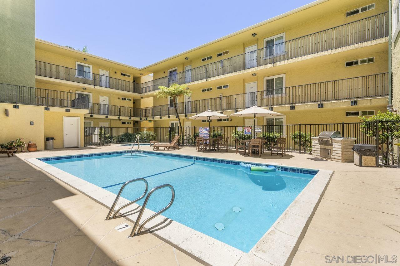 Detail Gallery Image 30 of 34 For 5055  Collwood Blvd  #304,  San Diego,  CA 92115 - 2 Beds | 2 Baths