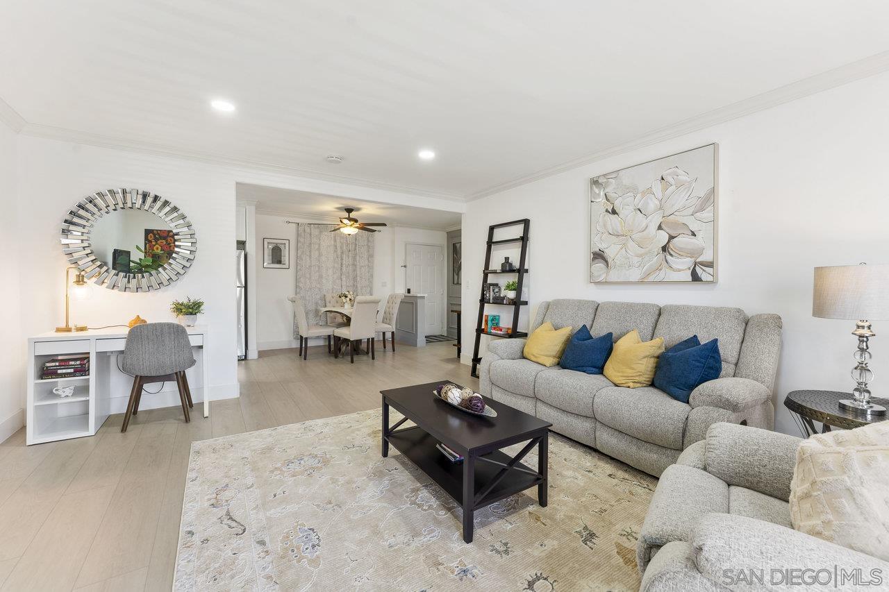 Detail Gallery Image 7 of 34 For 5055  Collwood Blvd  #304,  San Diego,  CA 92115 - 2 Beds | 2 Baths