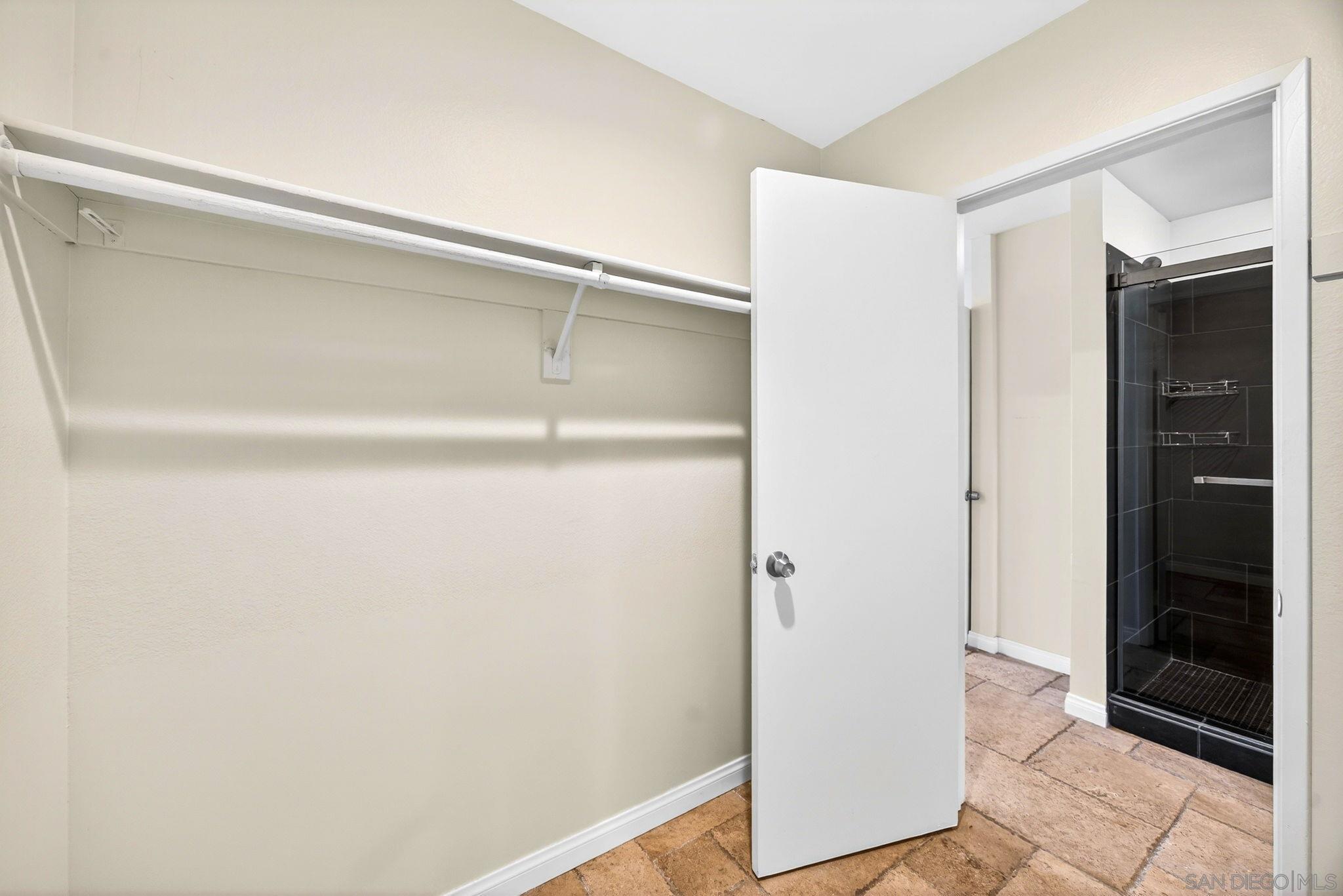 Detail Gallery Image 35 of 65 For 6992  Camino Degrazia, San Diego,  CA 92111 - 3 Beds | 3 Baths