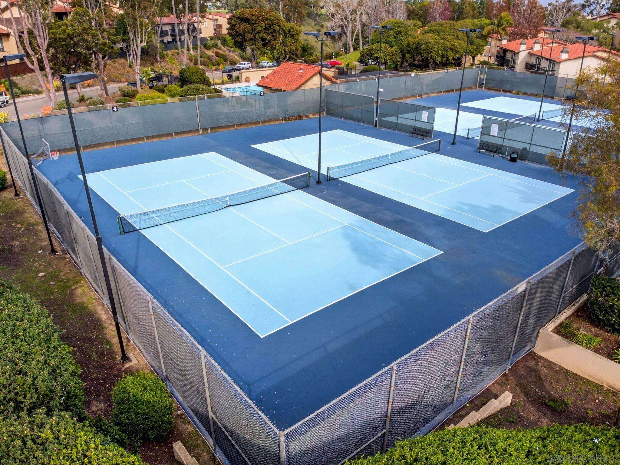 Detail Gallery Image 57 of 65 For 6992  Camino Degrazia, San Diego,  CA 92111 - 3 Beds | 3 Baths