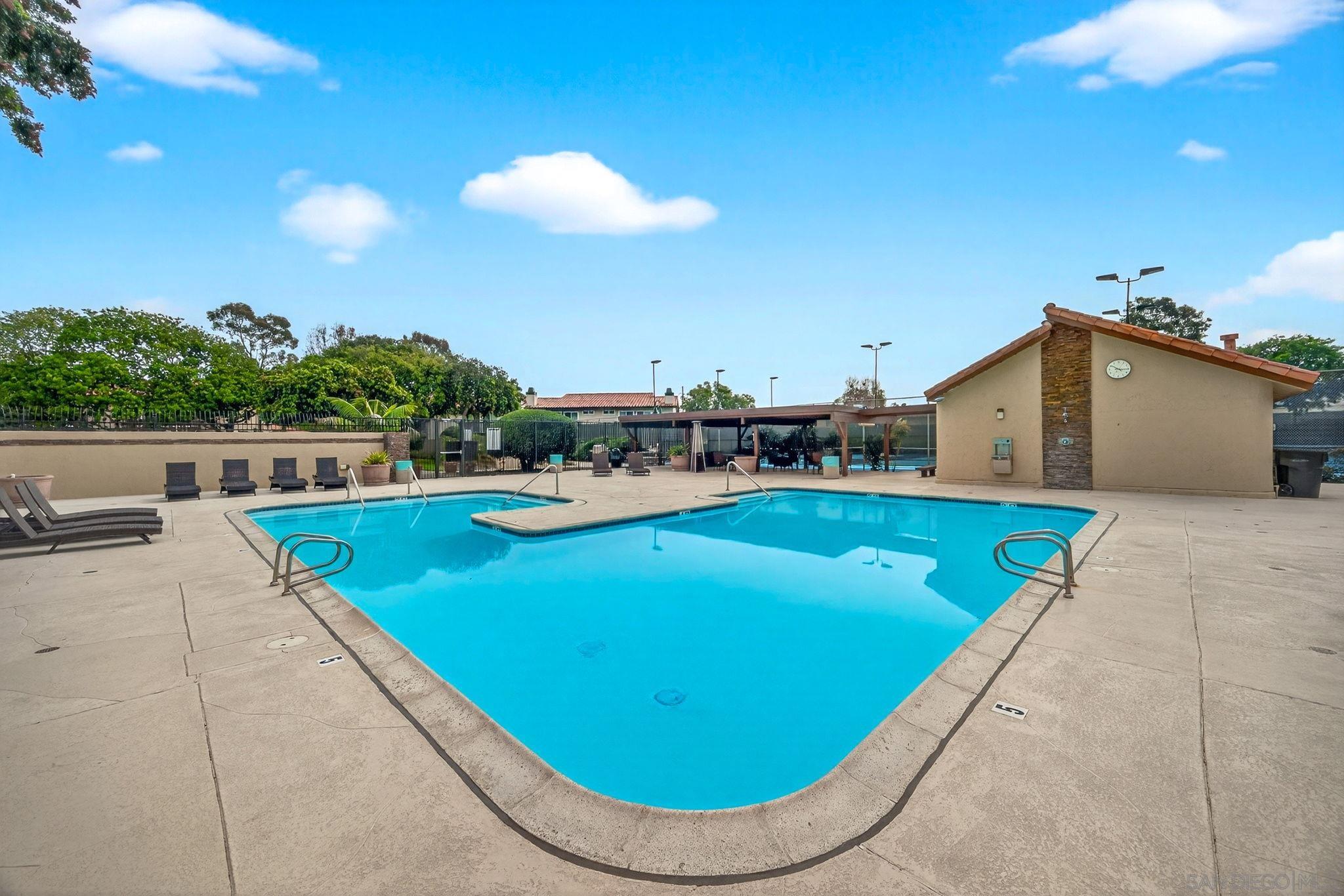 Detail Gallery Image 58 of 65 For 6992  Camino Degrazia, San Diego,  CA 92111 - 3 Beds | 3 Baths