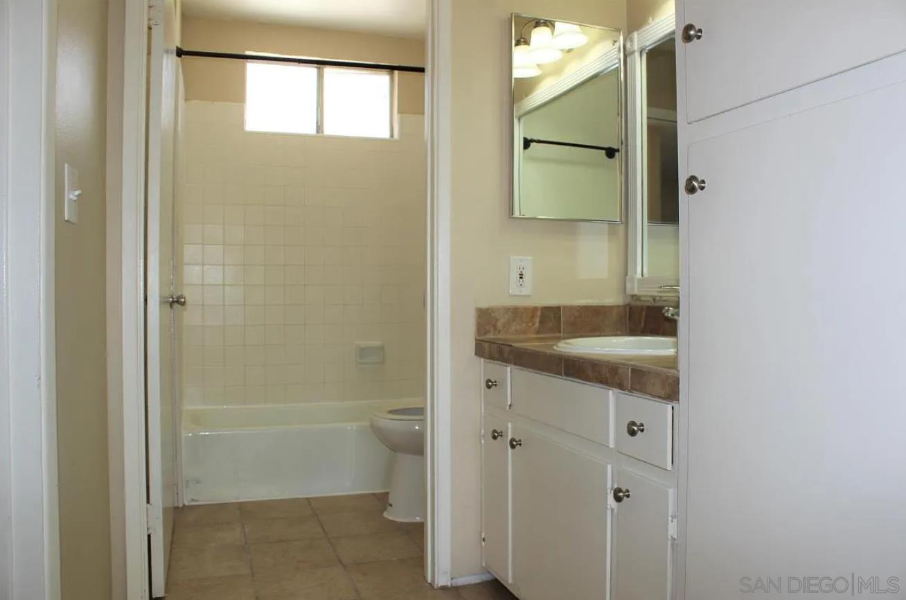 Detail Gallery Image 10 of 12 For 4135-37  Chamoune Ave, San Diego,  CA 92105 - – Beds | – Baths