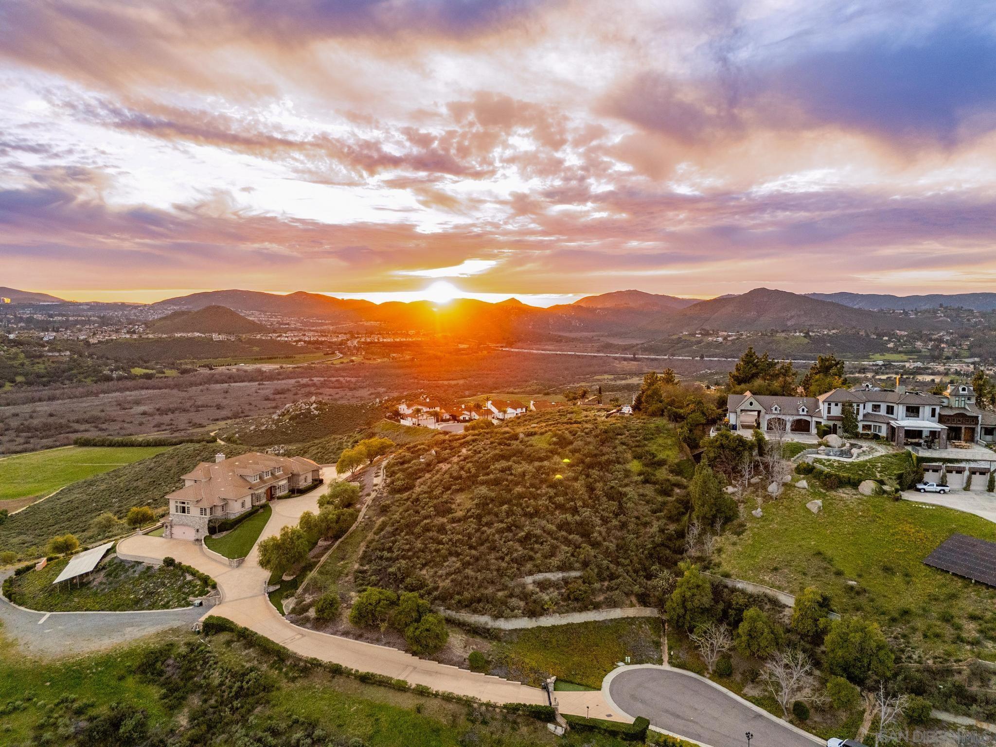 Detail Gallery Image 5 of 16 For , Escondido,  CA 92025 - – Beds | – Baths