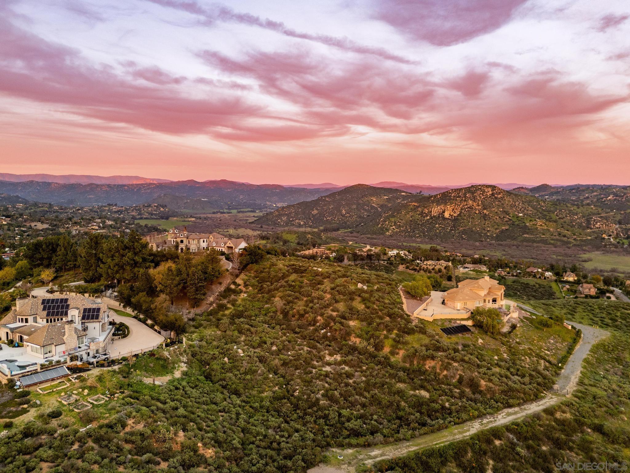 Detail Gallery Image 9 of 16 For , Escondido,  CA 92025 - – Beds | – Baths