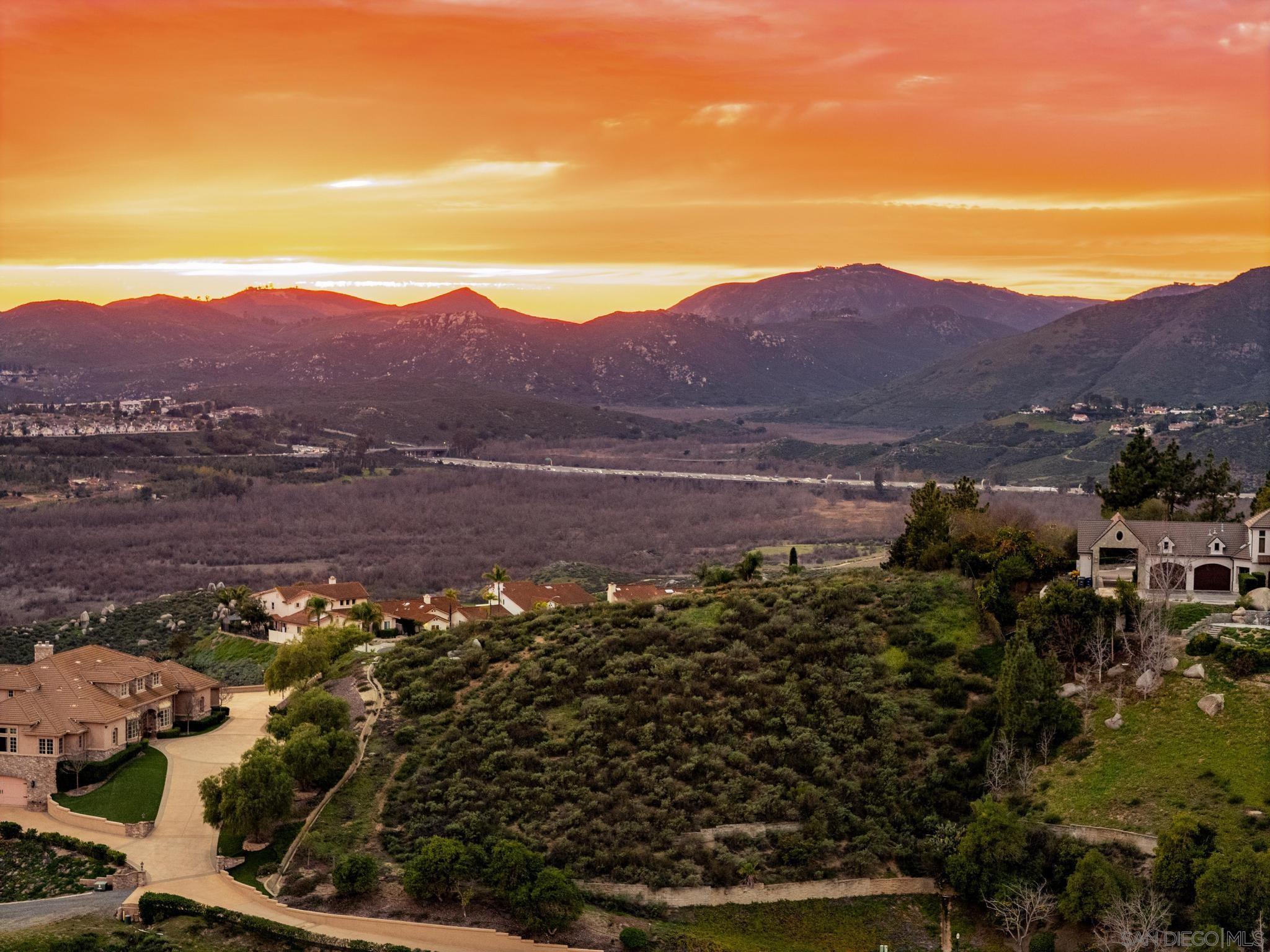 Detail Gallery Image 10 of 16 For , Escondido,  CA 92025 - – Beds | – Baths