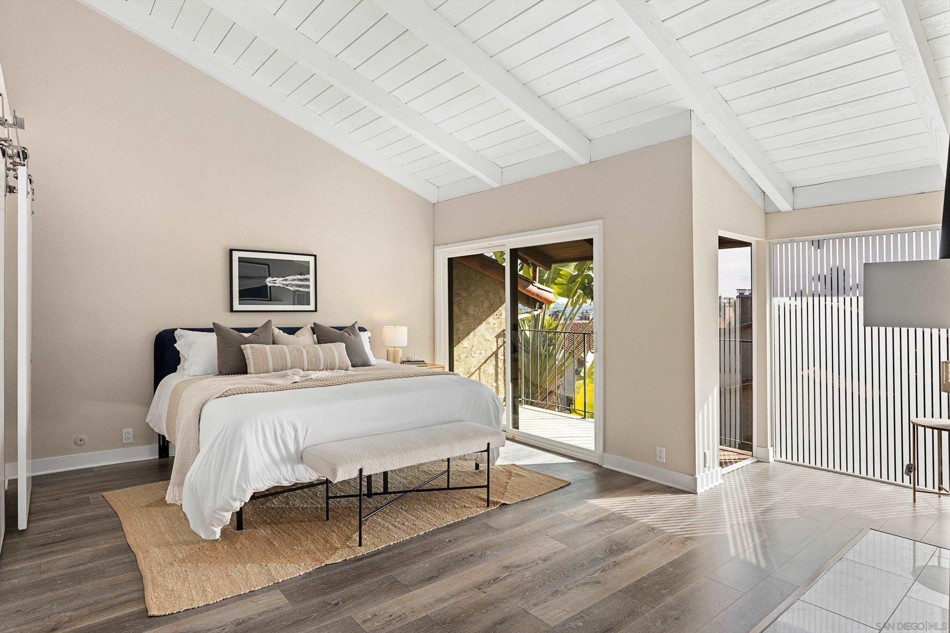 Detail Gallery Image 13 of 44 For 1913  Alga Rd  a,  Carlsbad,  CA 92009 - 2 Beds | 2/1 Baths