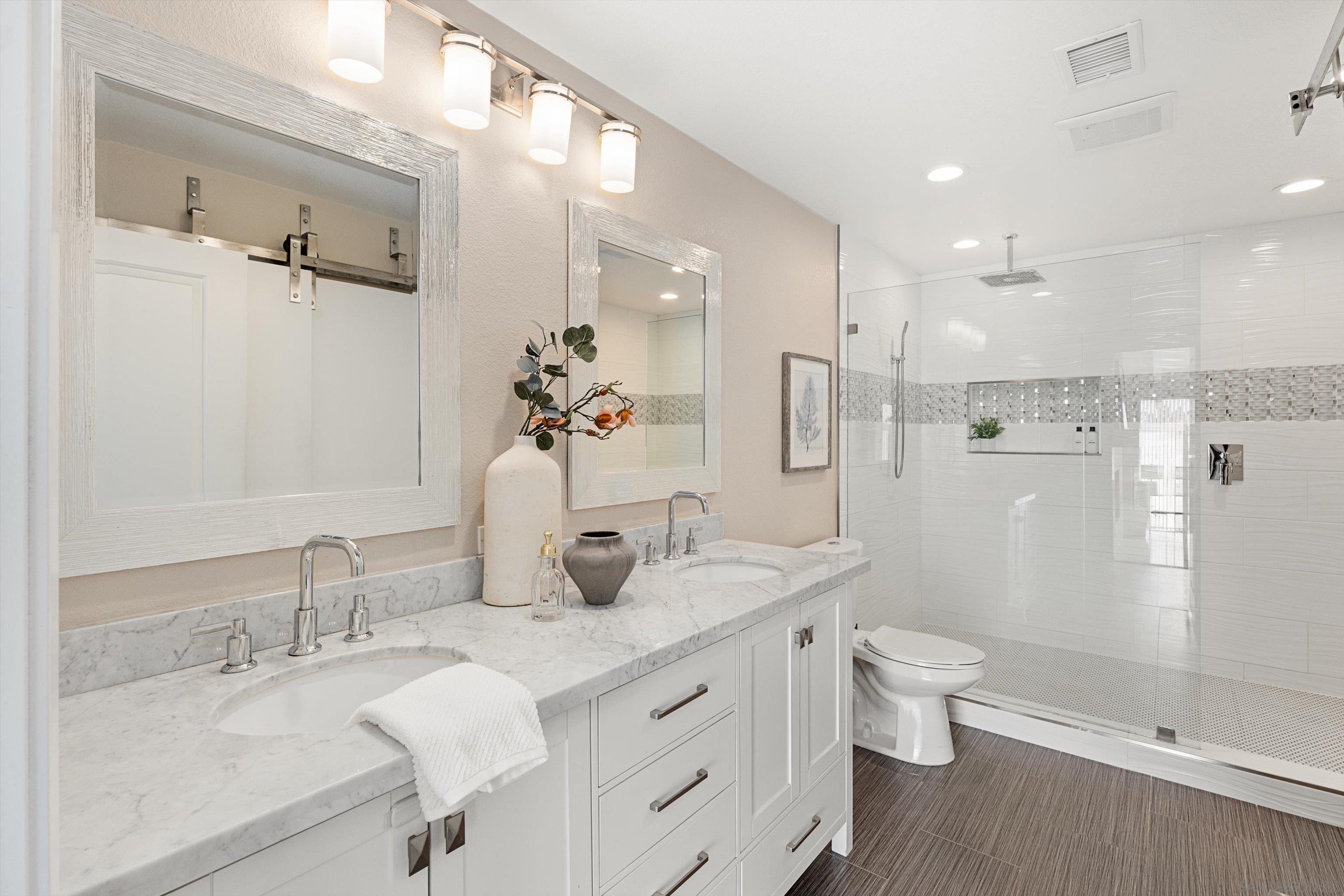 Detail Gallery Image 24 of 44 For 1913  Alga Rd  a,  Carlsbad,  CA 92009 - 2 Beds | 2/1 Baths