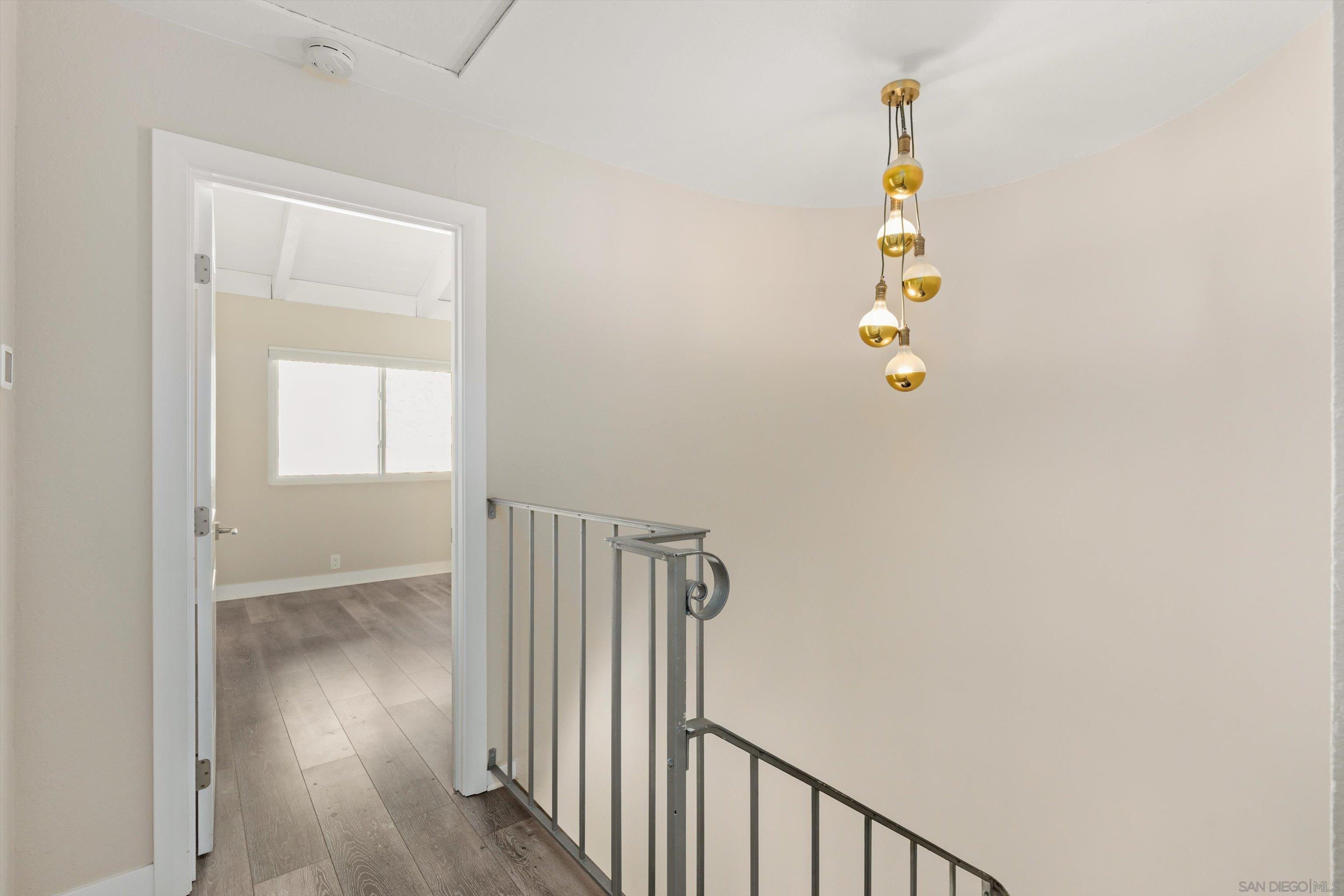 Detail Gallery Image 27 of 44 For 1913  Alga Rd  a,  Carlsbad,  CA 92009 - 2 Beds | 2/1 Baths